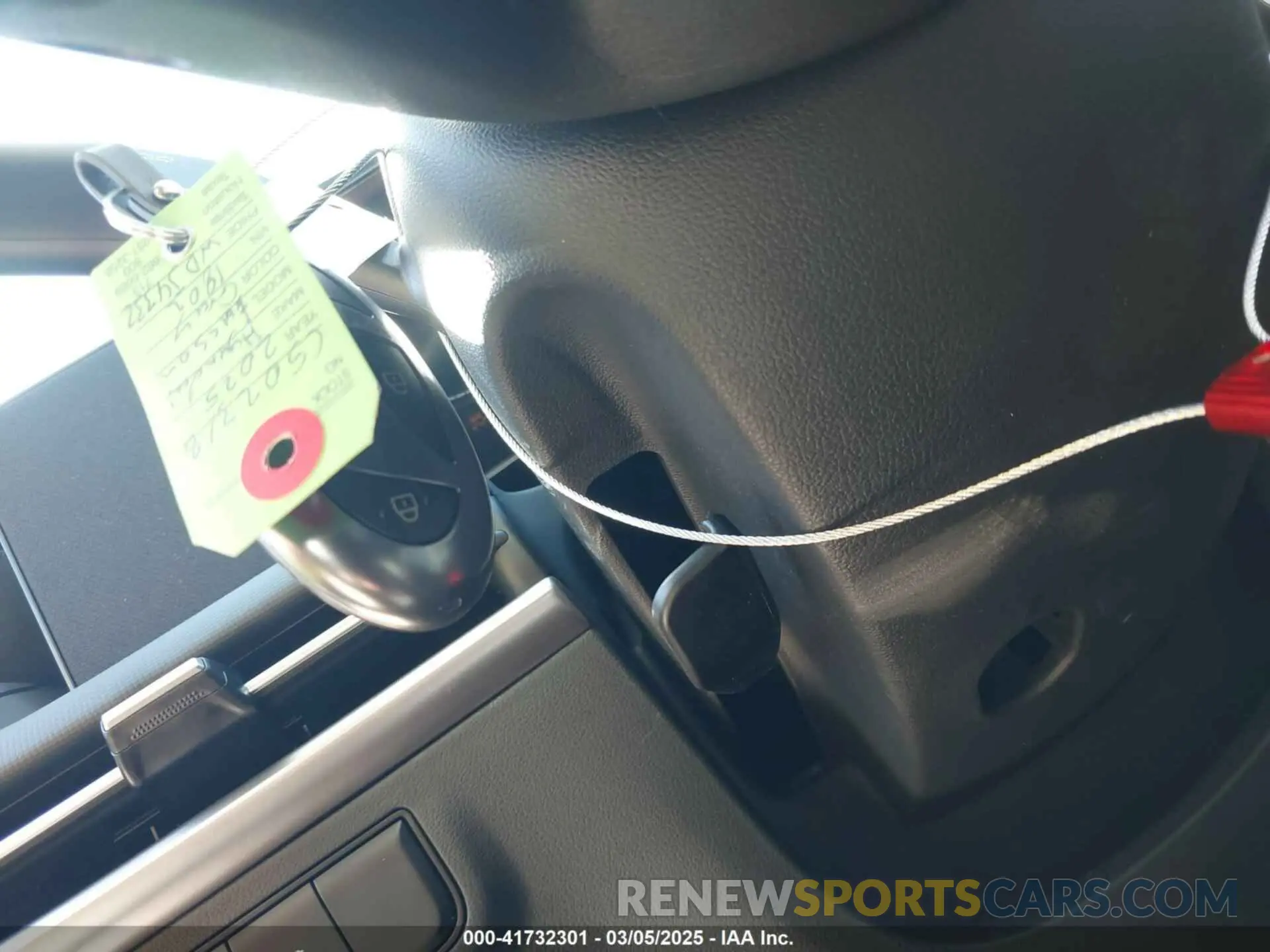 11 Photograph of a damaged car 5NMJB3DE7SH501802 HYUNDAI TUCSON 2025