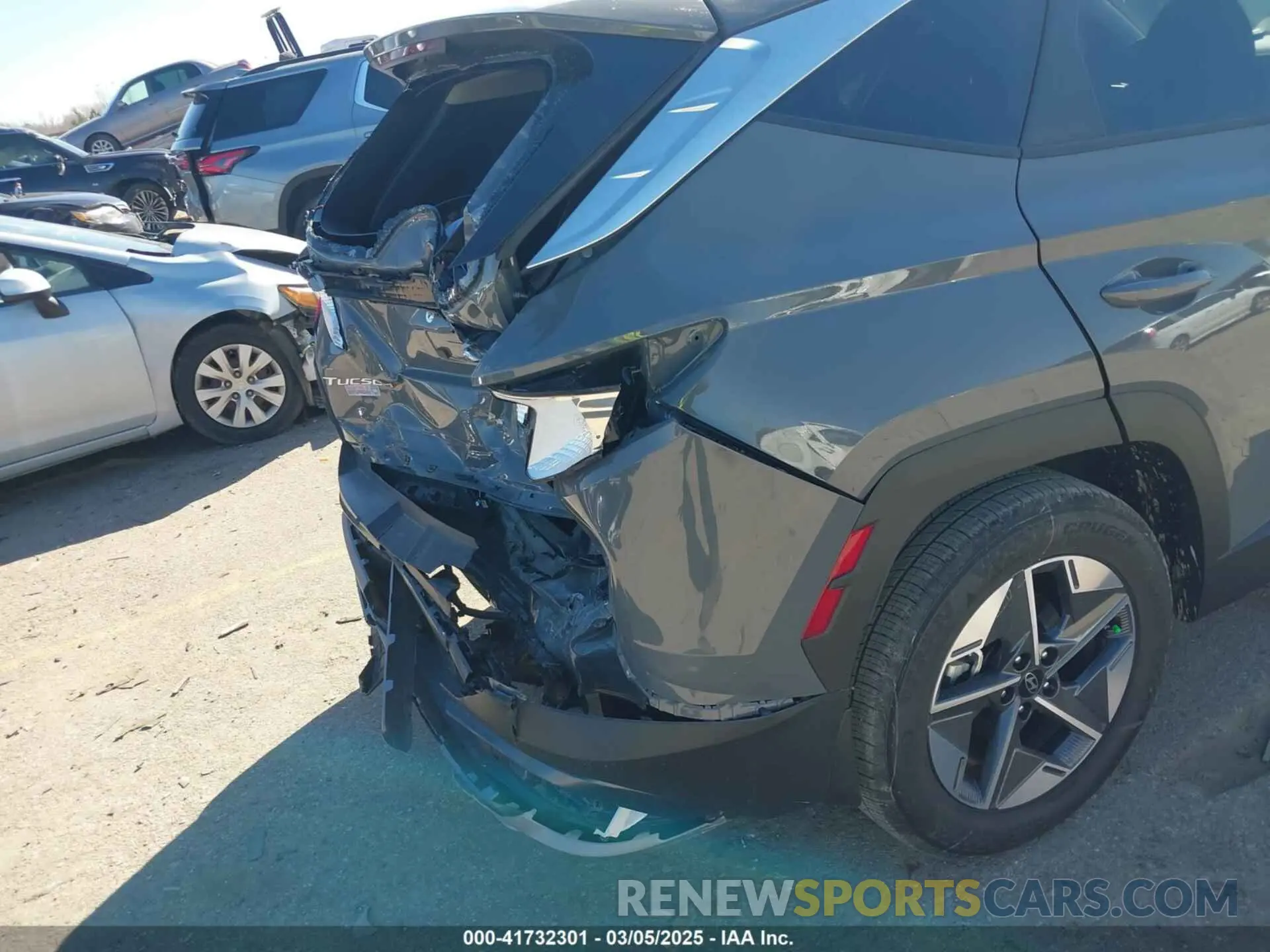 6 Photograph of a damaged car 5NMJB3DE7SH501802 HYUNDAI TUCSON 2025