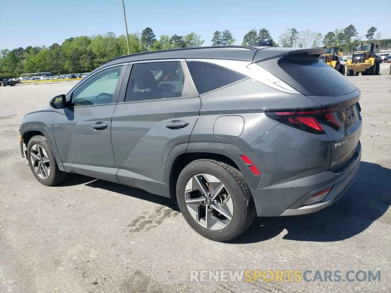 2 Photograph of a damaged car 5NMJB3DE8SH450570 HYUNDAI TUCSON 2025