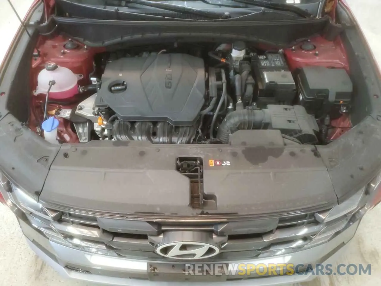 12 Photograph of a damaged car 5NMJB3DE8SH470172 HYUNDAI TUCSON 2025