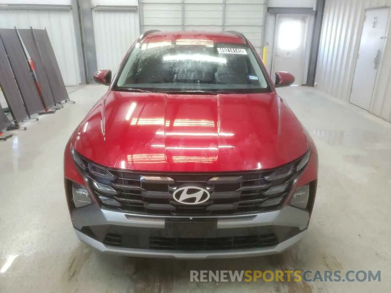 5 Photograph of a damaged car 5NMJB3DE8SH470172 HYUNDAI TUCSON 2025
