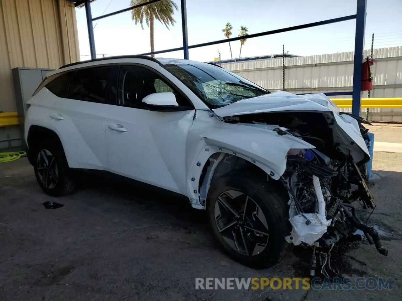 4 Photograph of a damaged car 5NMJB3DE8SH517006 HYUNDAI TUCSON 2025