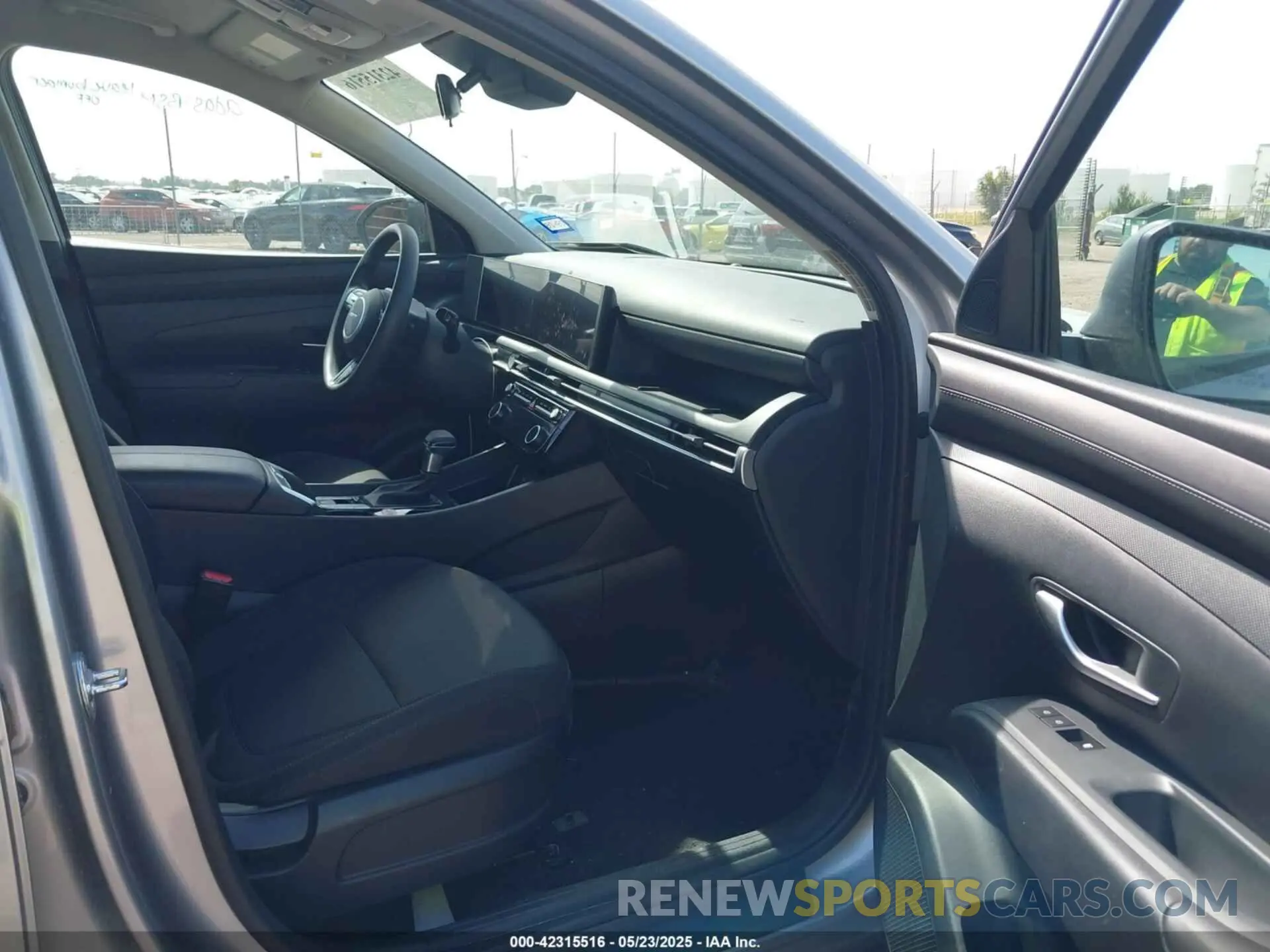5 Фотография поврежденного автомобиля 5NMJB3DE9SH479320 HYUNDAI TUCSON 2025