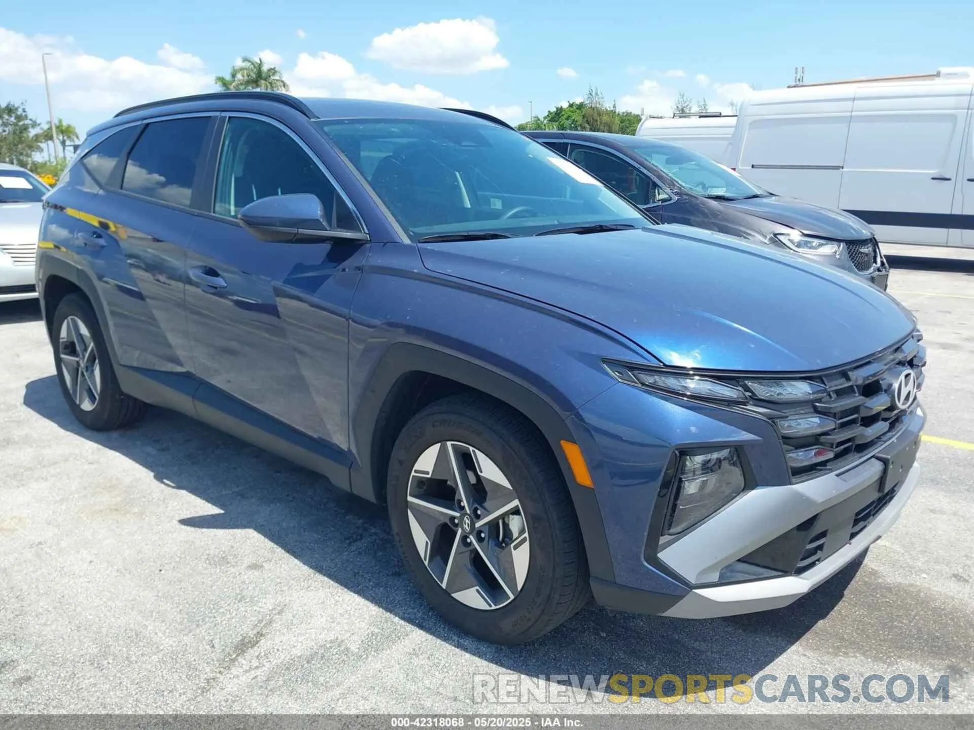 1 Photograph of a damaged car 5NMJB3DE9SH481942 HYUNDAI TUCSON 2025