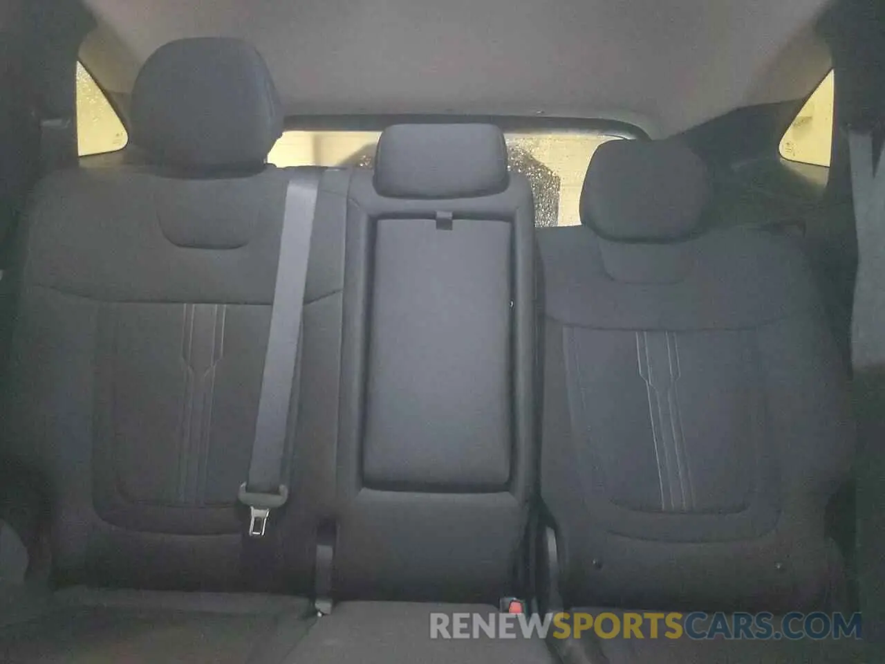 10 Photograph of a damaged car 5NMJB3DEXSH447203 HYUNDAI TUCSON 2025