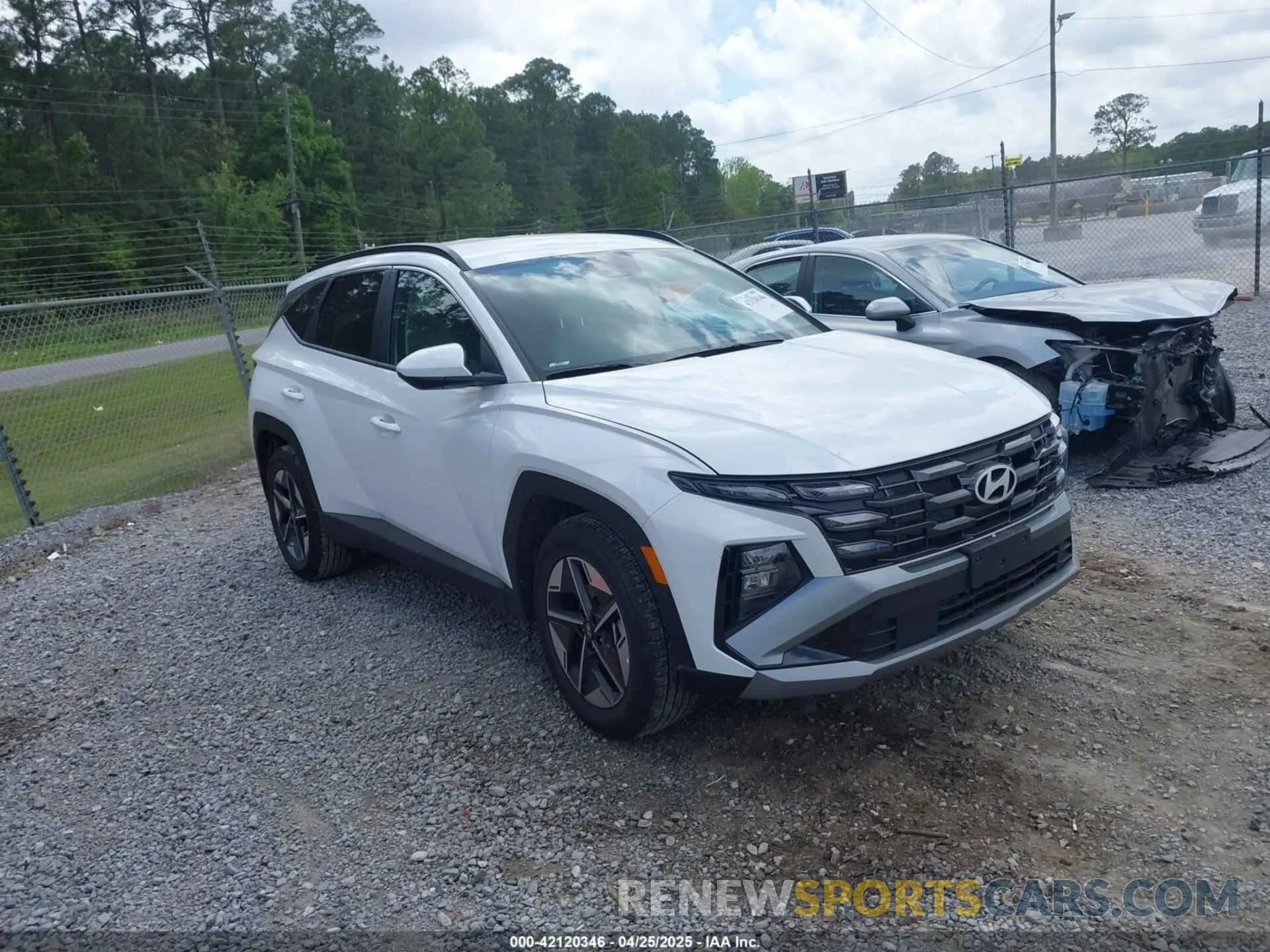 1 Photograph of a damaged car 5NMJB3DEXSH516827 HYUNDAI TUCSON 2025