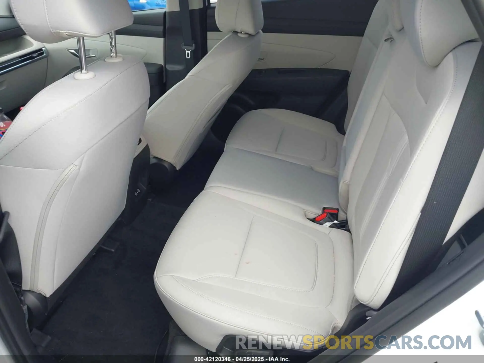 8 Photograph of a damaged car 5NMJB3DEXSH516827 HYUNDAI TUCSON 2025