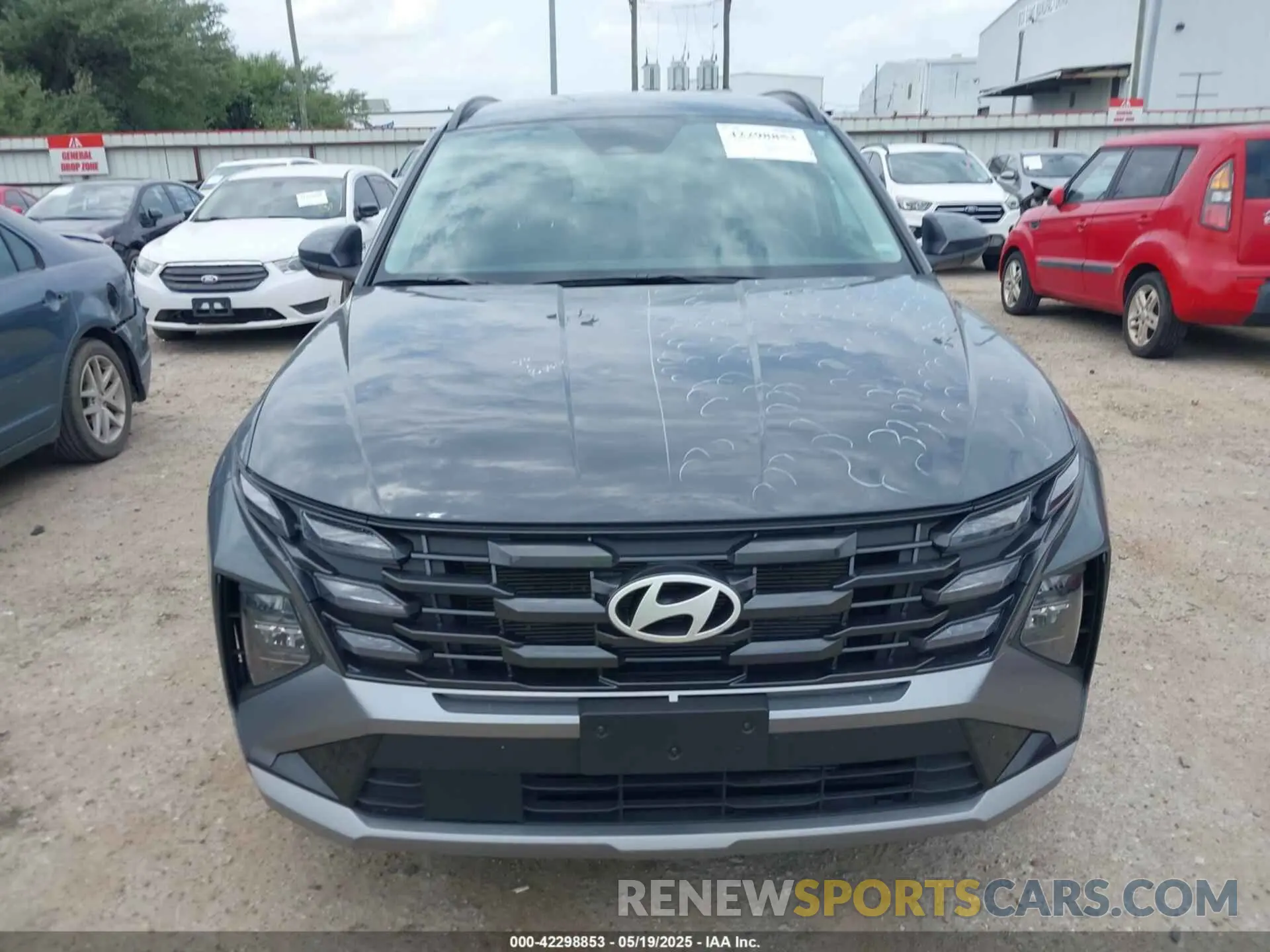 12 Photograph of a damaged car 5NMJBCDE0SH480484 HYUNDAI TUCSON 2025