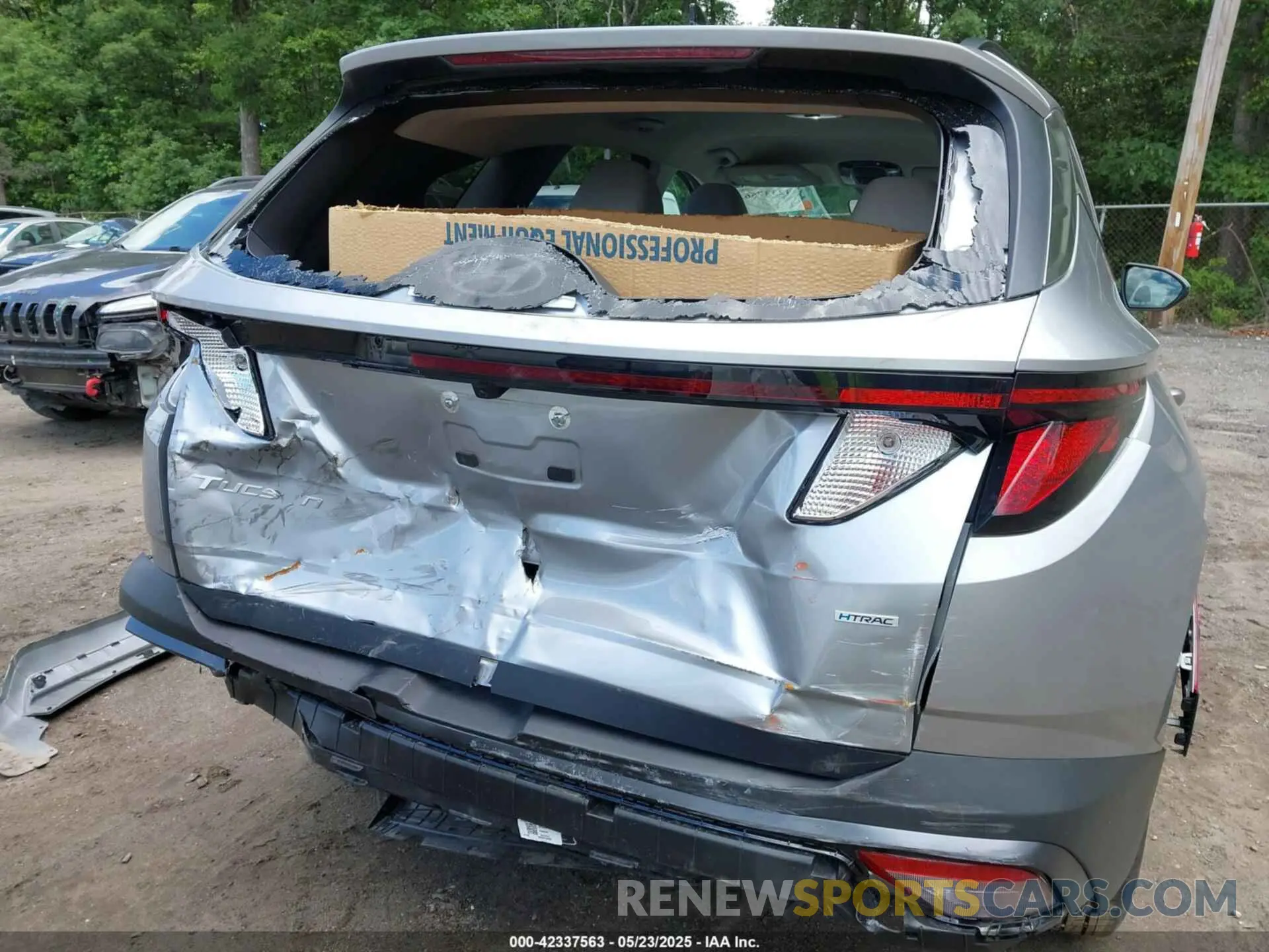 6 Photograph of a damaged car 5NMJBCDE2SH491082 HYUNDAI TUCSON 2025