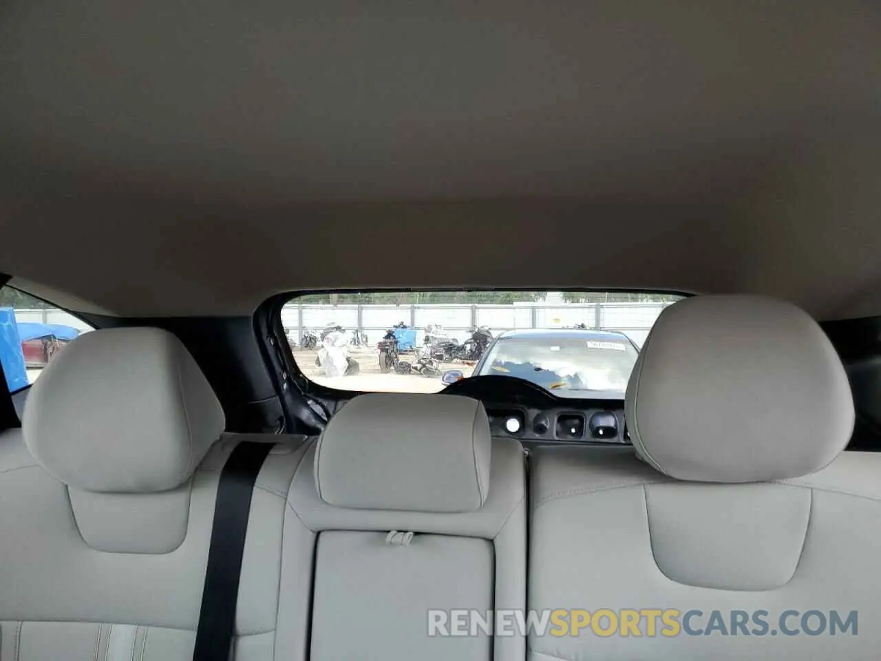 10 Photograph of a damaged car 5NMJBCDE2SH493088 HYUNDAI TUCSON 2025