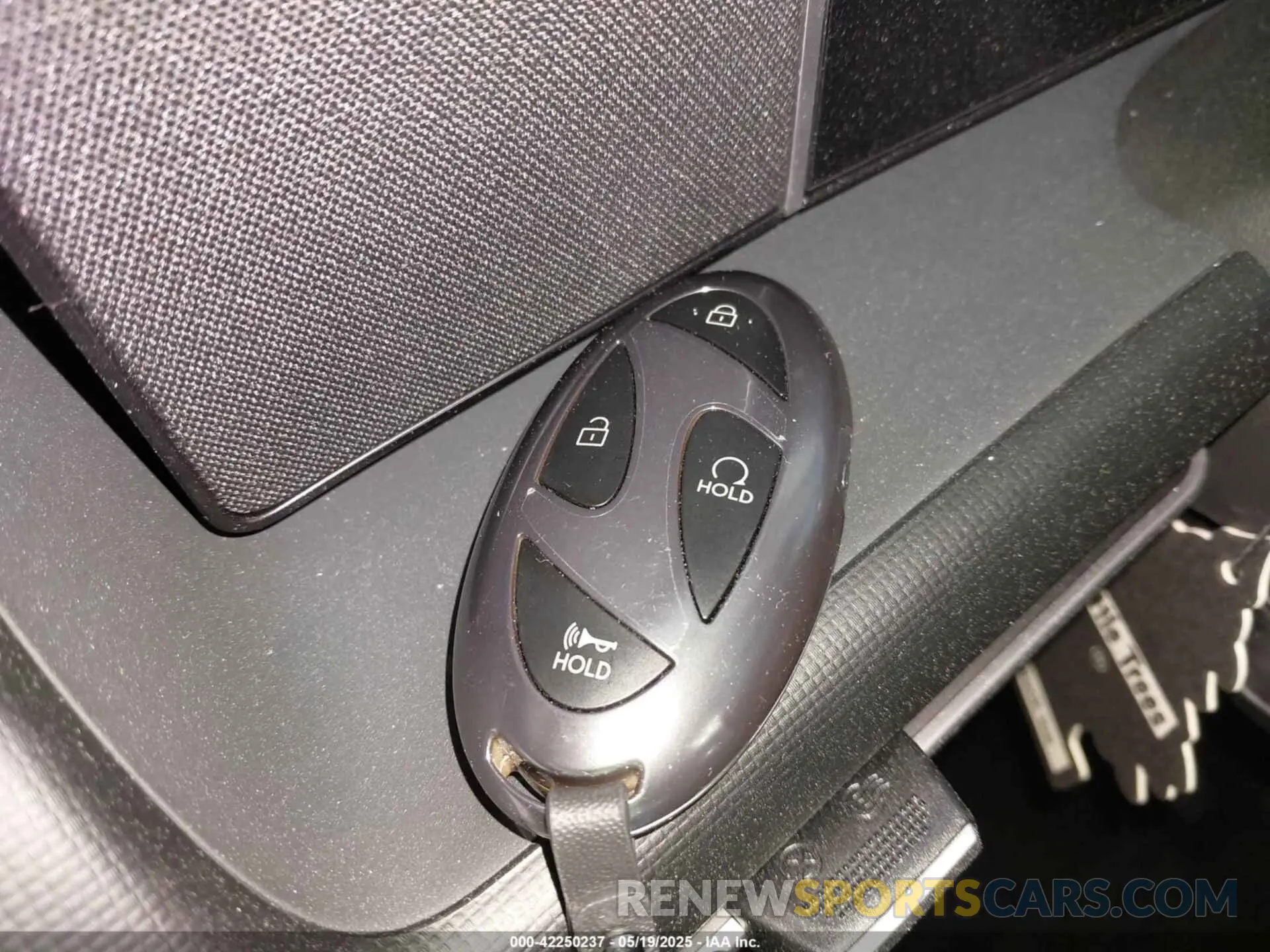 11 Photograph of a damaged car 5NMJBCDE4SH534157 HYUNDAI TUCSON 2025