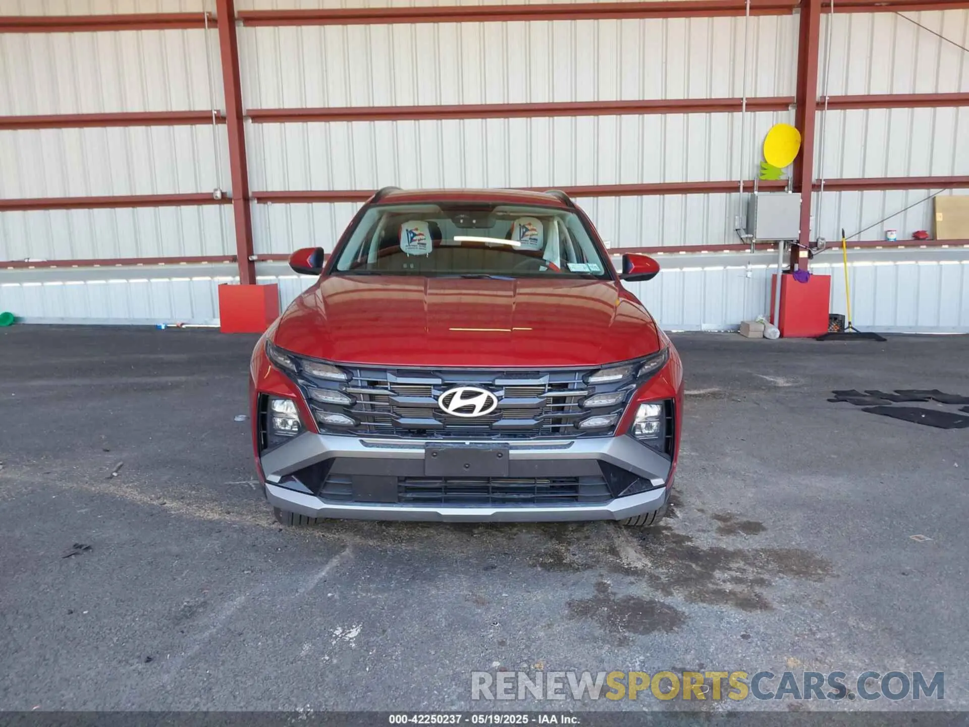 12 Photograph of a damaged car 5NMJBCDE4SH534157 HYUNDAI TUCSON 2025