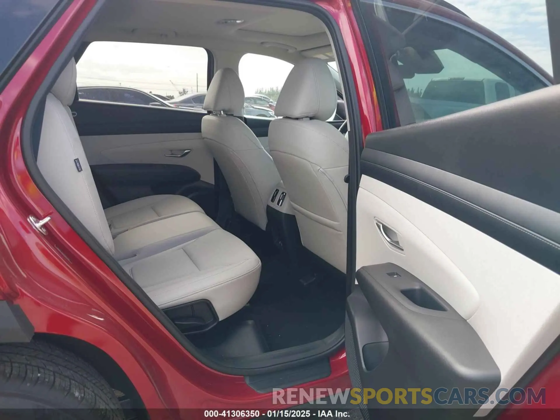 8 Фотография поврежденного автомобиля 5NMJC3DE2SH475137 HYUNDAI TUCSON 2025