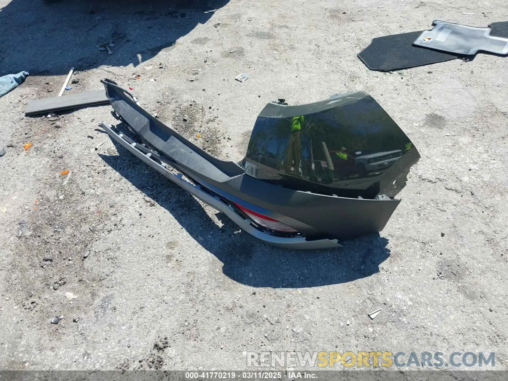 12 Photograph of a damaged car 5NMJC3DE6SH460804 HYUNDAI TUCSON 2025