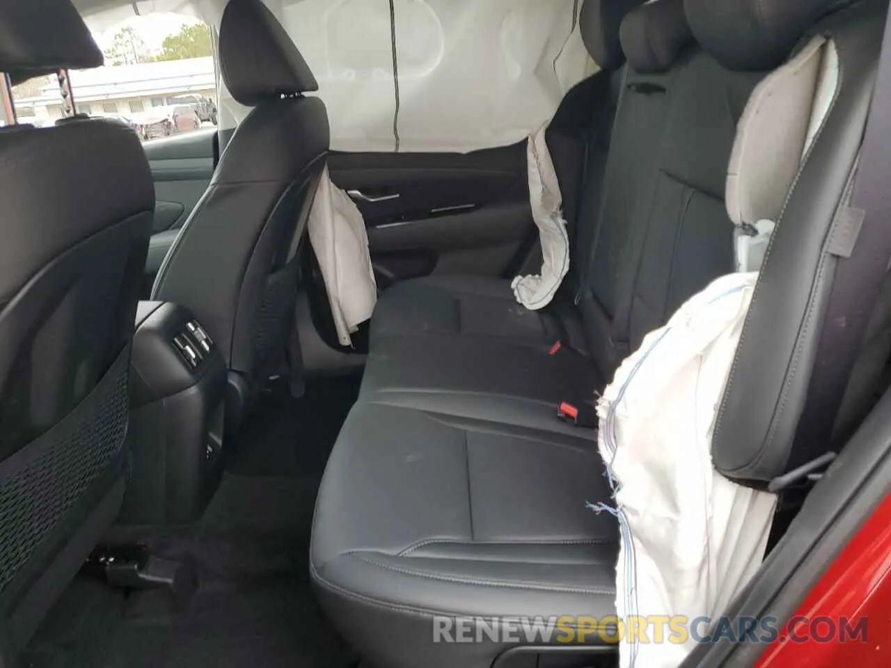 11 Photograph of a damaged car 5NMJECDEXSH500179 HYUNDAI TUCSON 2025