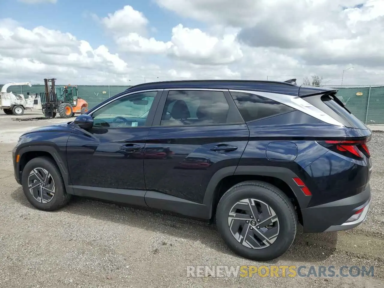 2 Photograph of a damaged car KM8JBDD16SU269393 HYUNDAI TUCSON 2025