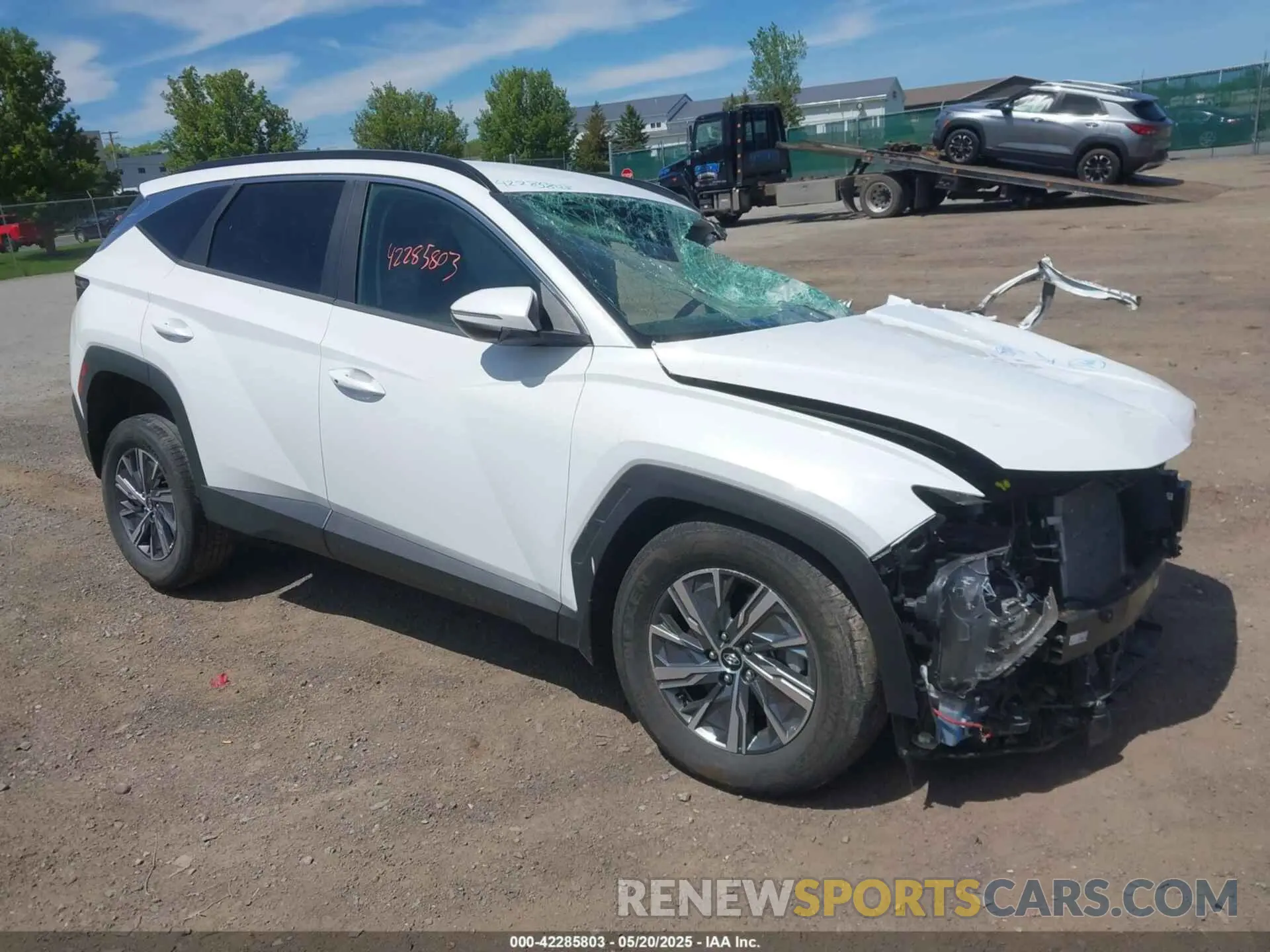 1 Фотография поврежденного автомобиля KM8JBCA12NU024674 HYUNDAI TUCSON HYBRID 2022
