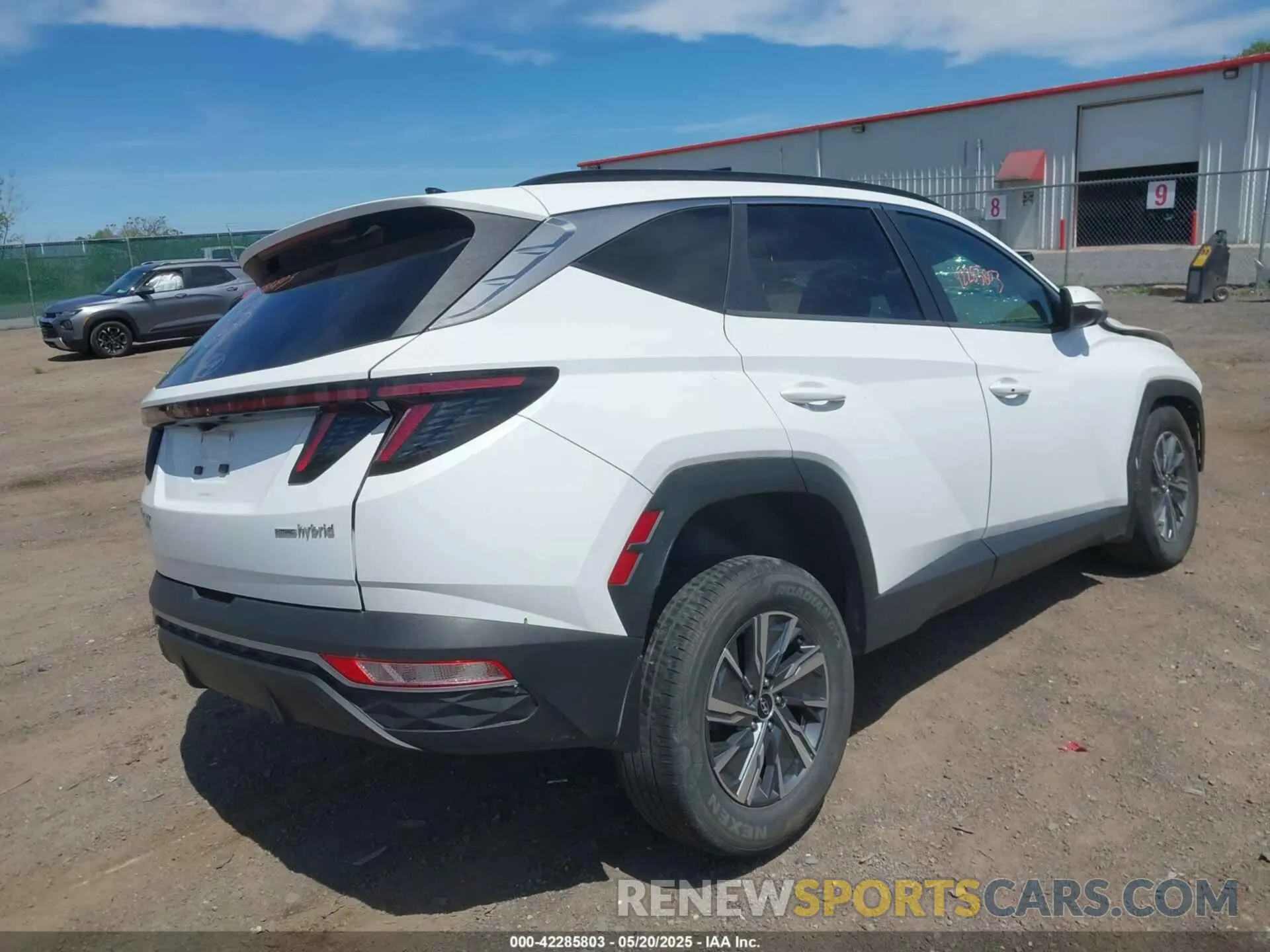 4 Фотография поврежденного автомобиля KM8JBCA12NU024674 HYUNDAI TUCSON HYBRID 2022
