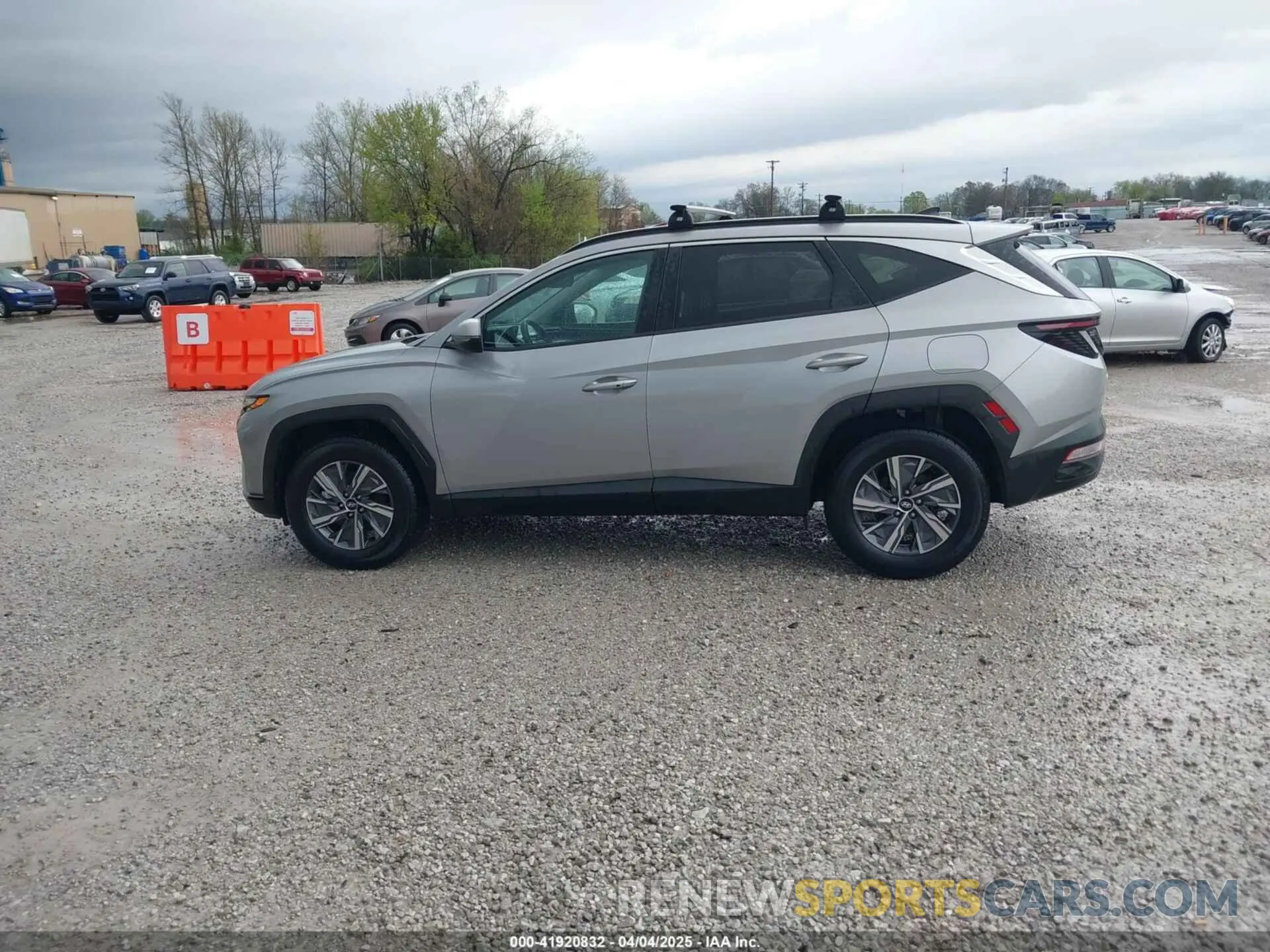 14 Фотография поврежденного автомобиля KM8JBCA13NU077934 HYUNDAI TUCSON HYBRID 2022