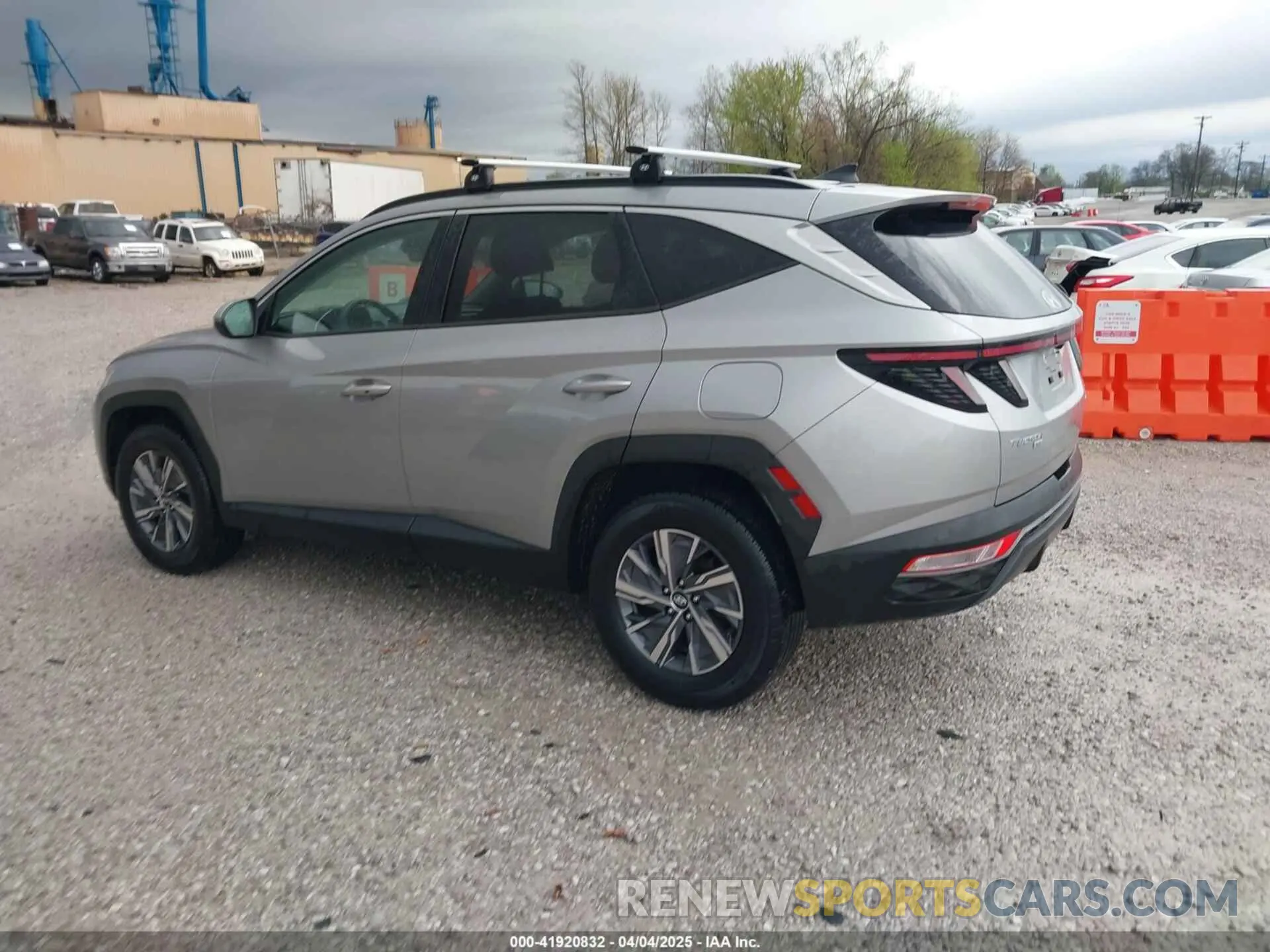 3 Фотография поврежденного автомобиля KM8JBCA13NU077934 HYUNDAI TUCSON HYBRID 2022