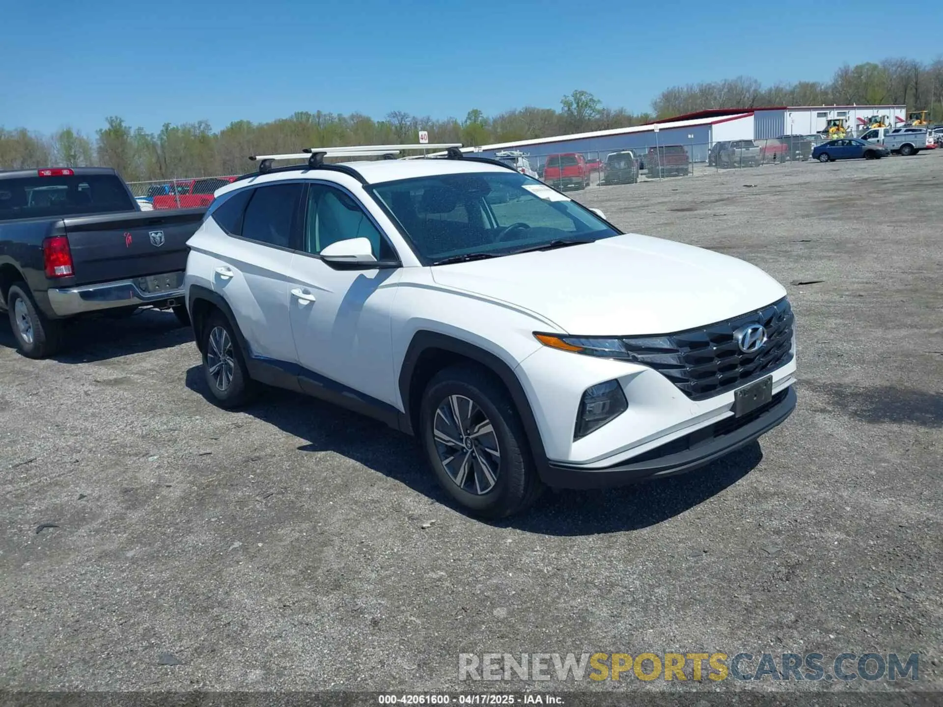 1 Фотография поврежденного автомобиля KM8JBCA15NU031537 HYUNDAI TUCSON HYBRID 2022