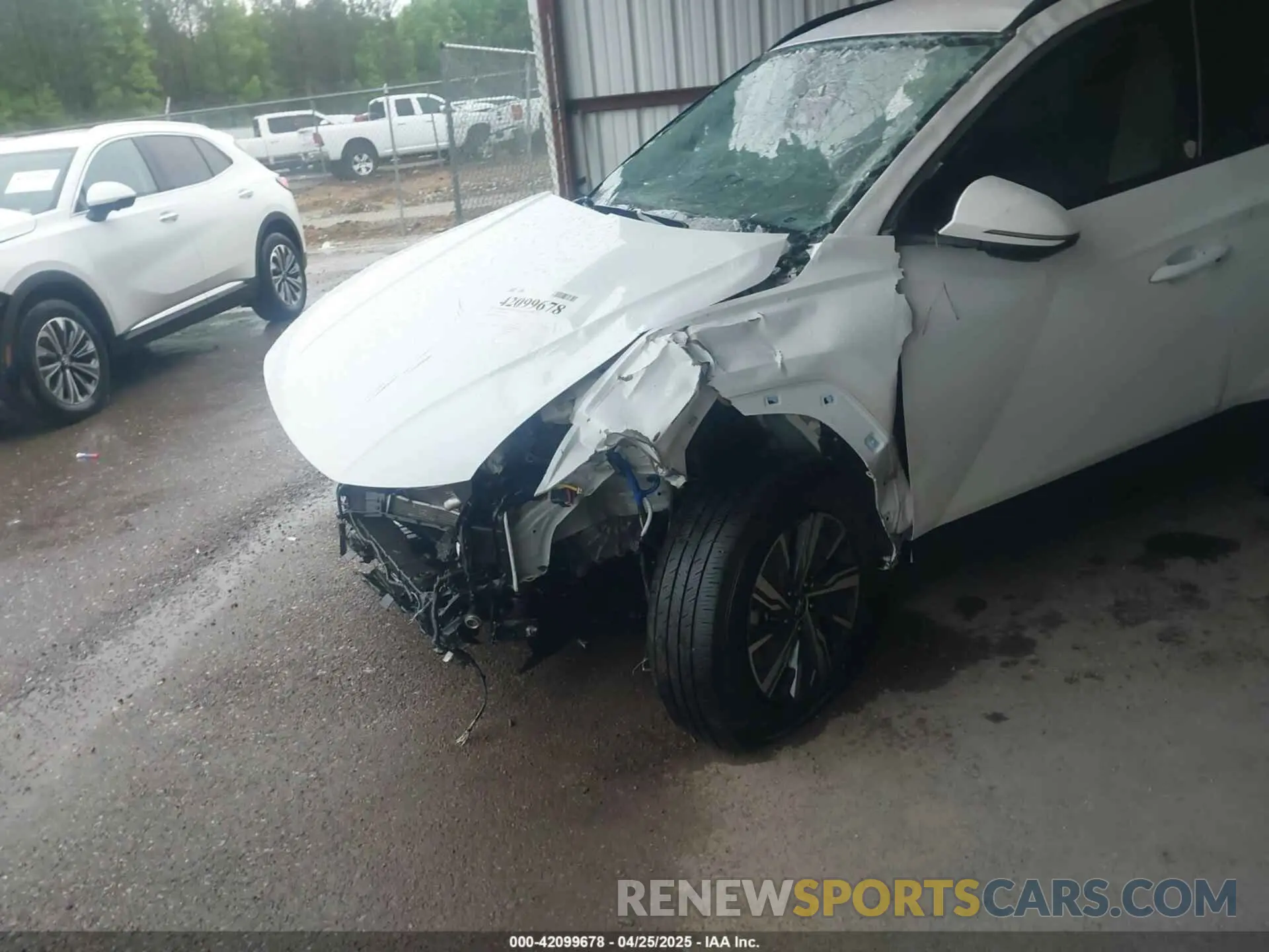 17 Photograph of a damaged car KM8JBCA19NU064198 HYUNDAI TUCSON HYBRID 2022