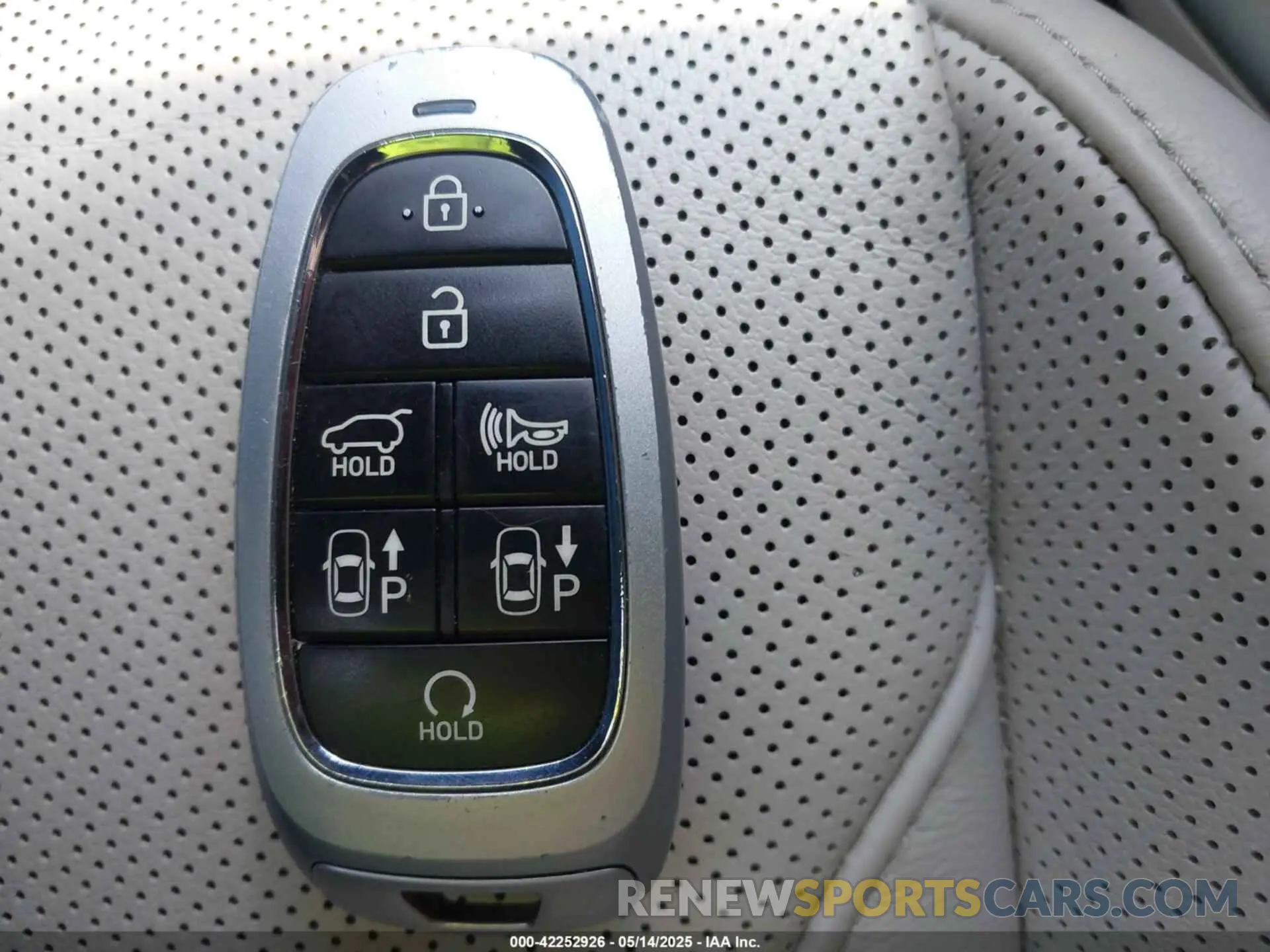 11 Photograph of a damaged car KM8JECA16NU017685 HYUNDAI TUCSON HYBRID 2022