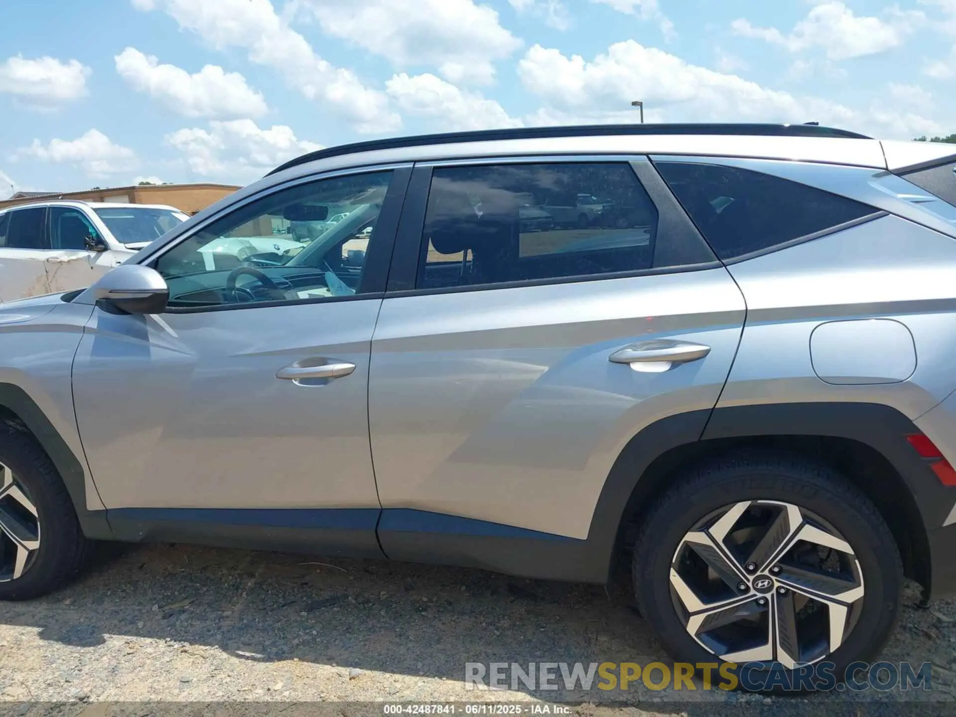 14 Photograph of a damaged car KM8JFCA19NU063959 HYUNDAI TUCSON HYBRID 2022