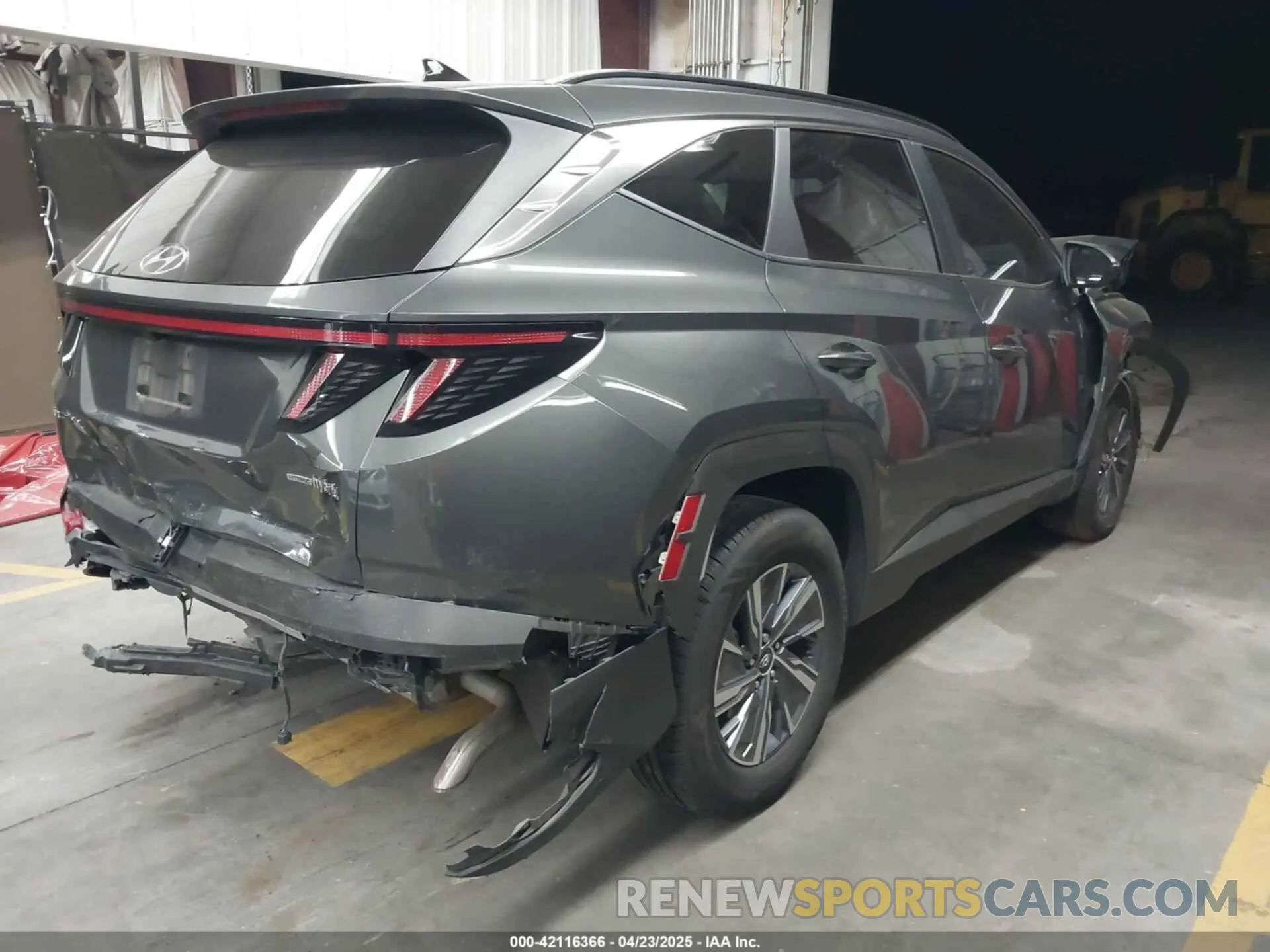4 Фотография поврежденного автомобиля KM8JBCA14PU100284 HYUNDAI TUCSON HYBRID 2023