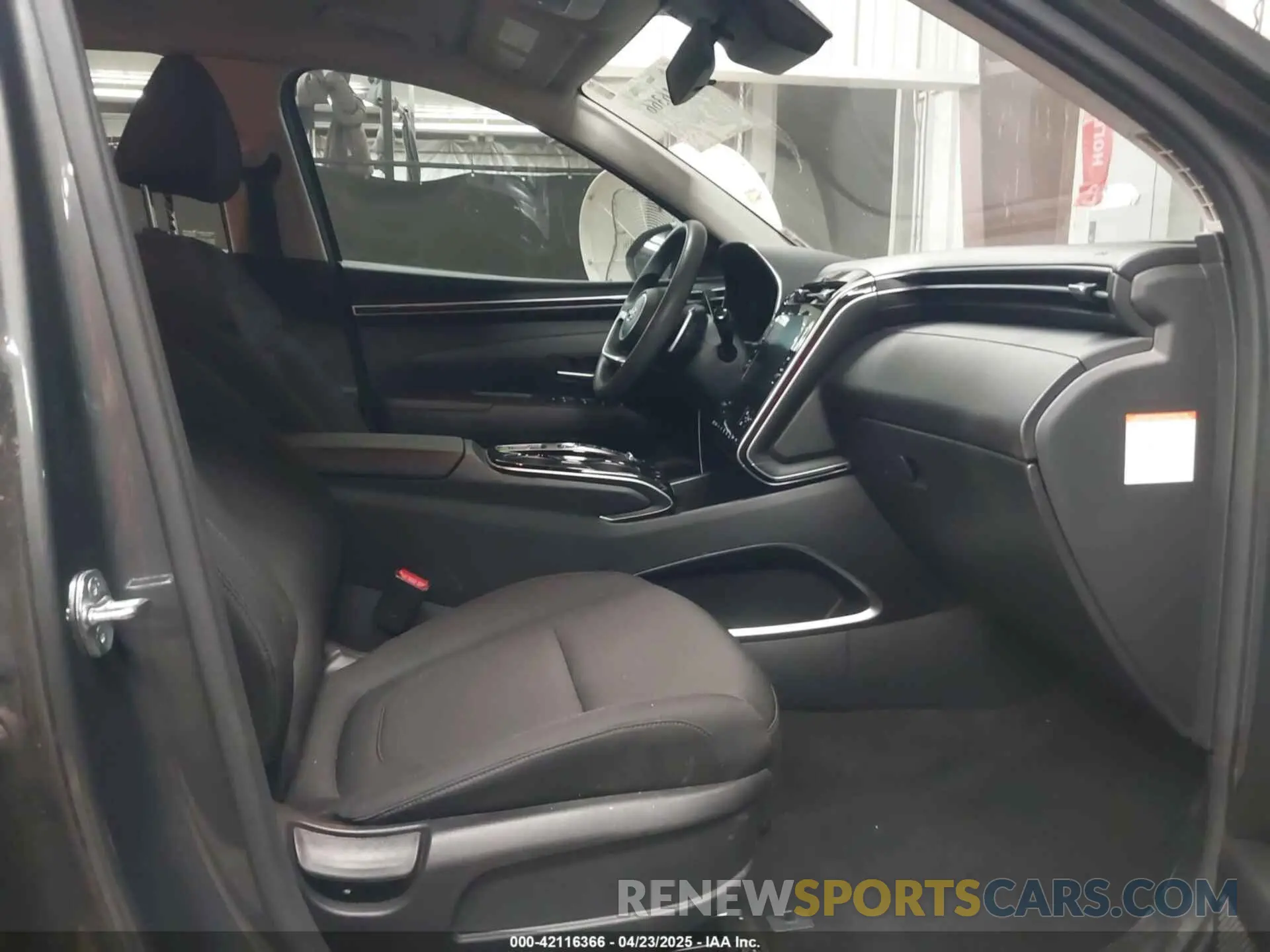 5 Фотография поврежденного автомобиля KM8JBCA14PU100284 HYUNDAI TUCSON HYBRID 2023