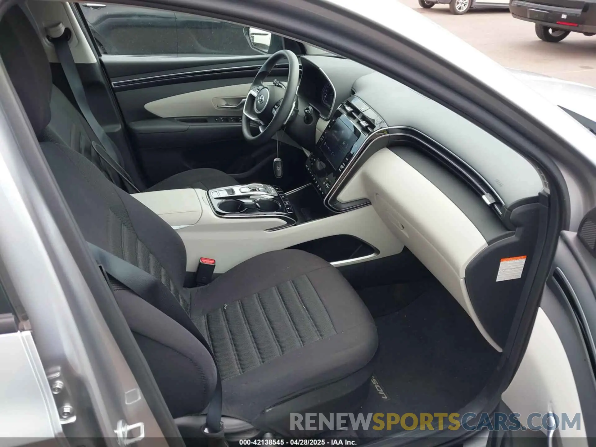 5 Фотография поврежденного автомобиля KM8JBCA16PU097422 HYUNDAI TUCSON HYBRID 2023