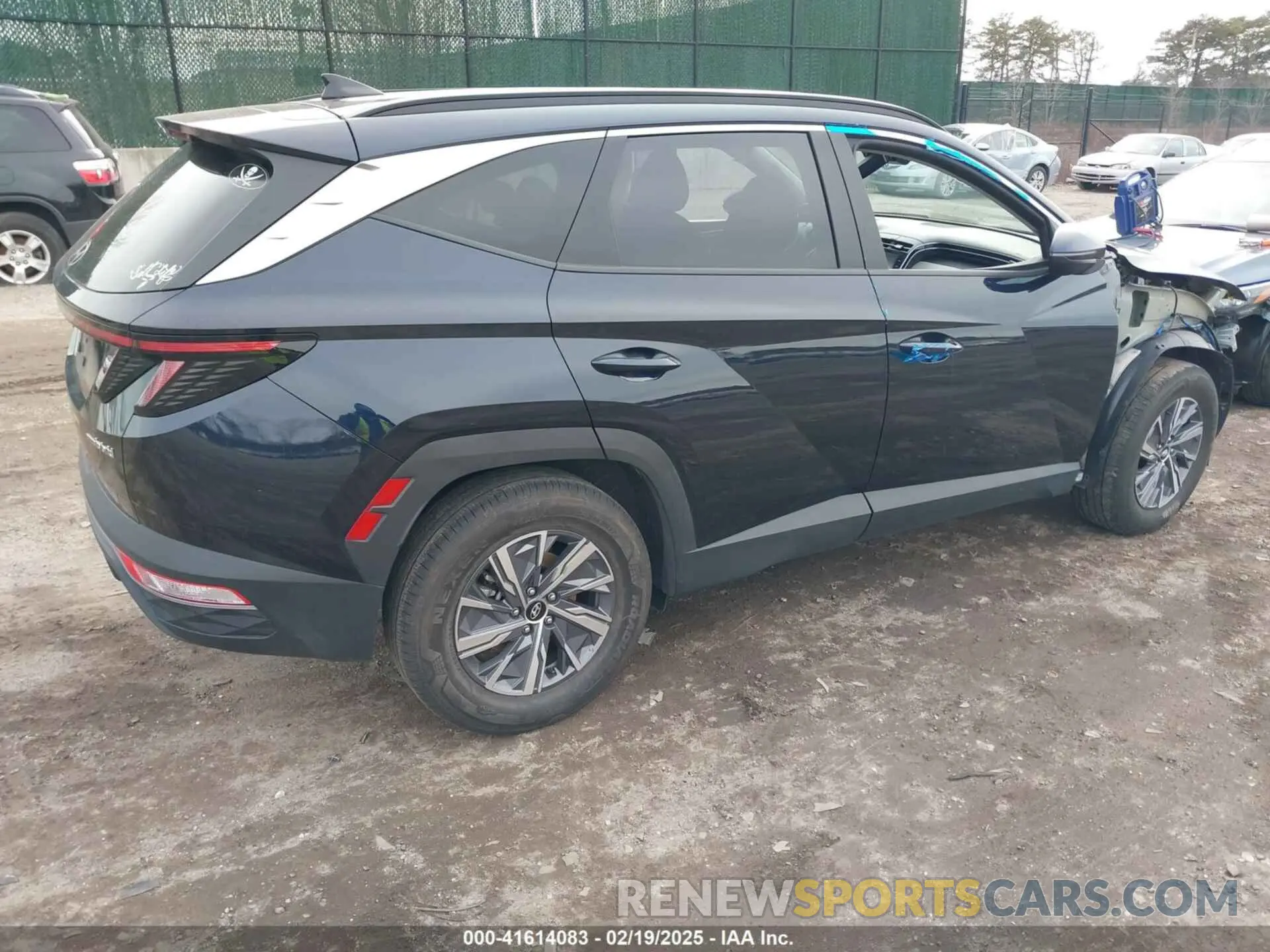 4 Photograph of a damaged car KM8JBCA1XPU086407 HYUNDAI TUCSON HYBRID 2023