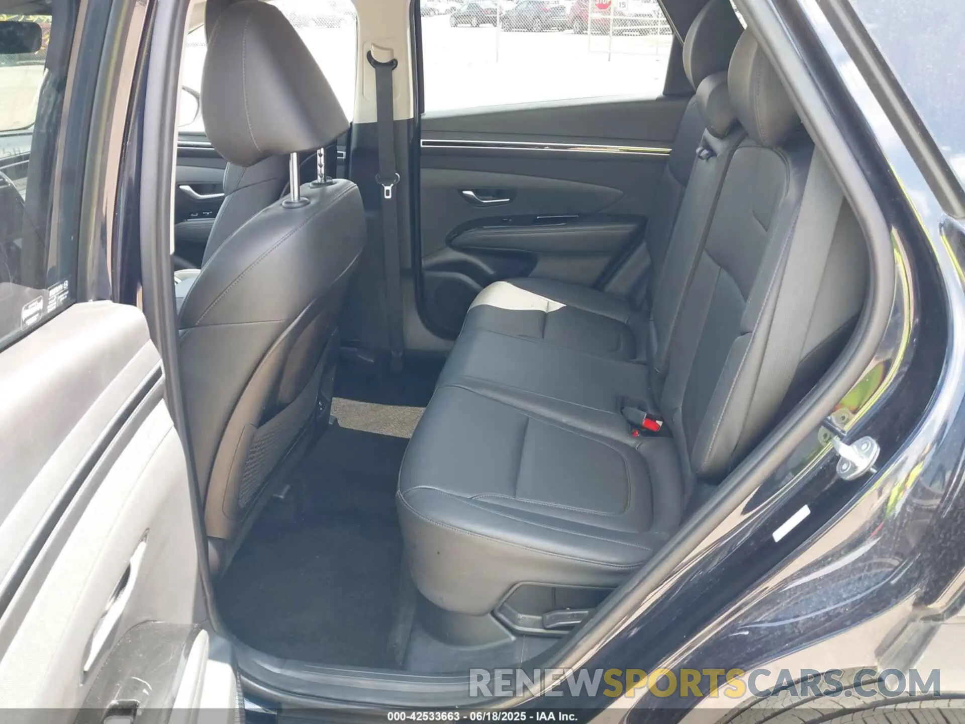 8 Photograph of a damaged car KM8JFCA13PU129277 HYUNDAI TUCSON HYBRID 2023