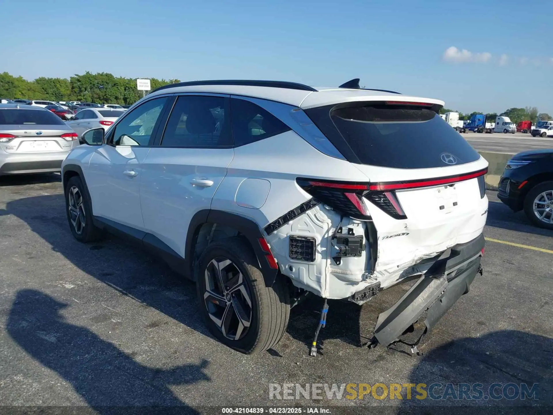 3 Фотография поврежденного автомобиля KM8JFCA13PU133071 HYUNDAI TUCSON HYBRID 2023