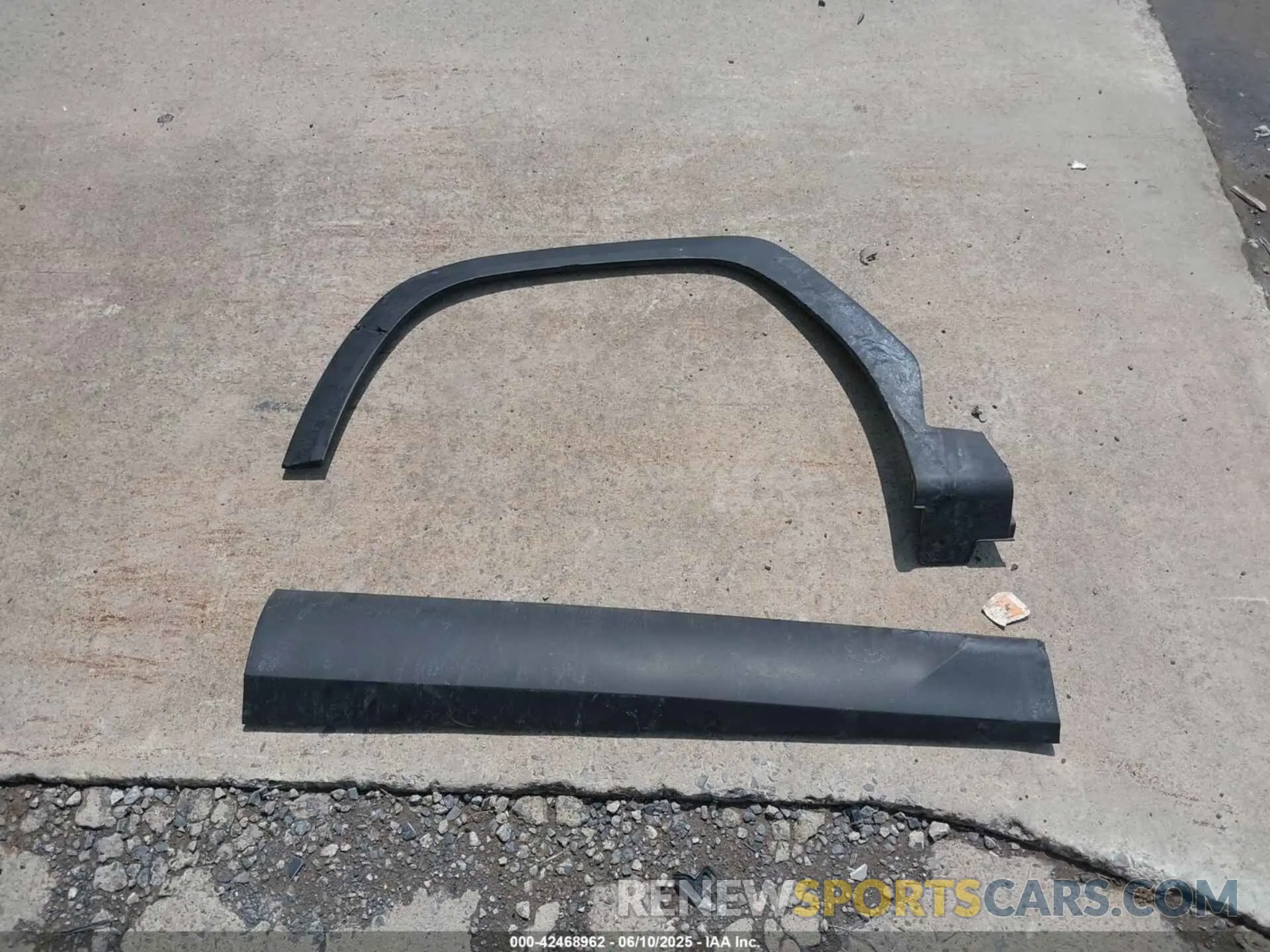 12 Photograph of a damaged car KM8JFCA18PU099211 HYUNDAI TUCSON HYBRID 2023