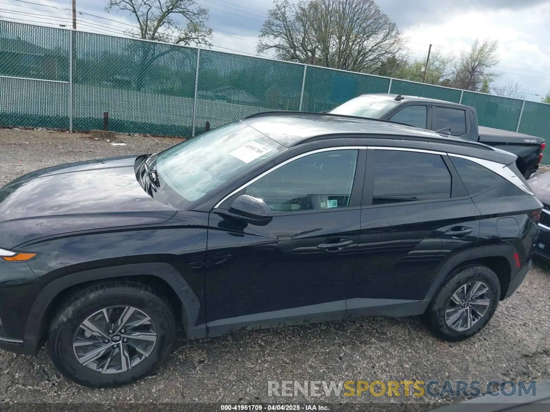 14 Photograph of a damaged car KM8JBCD10RU155653 HYUNDAI TUCSON HYBRID 2024