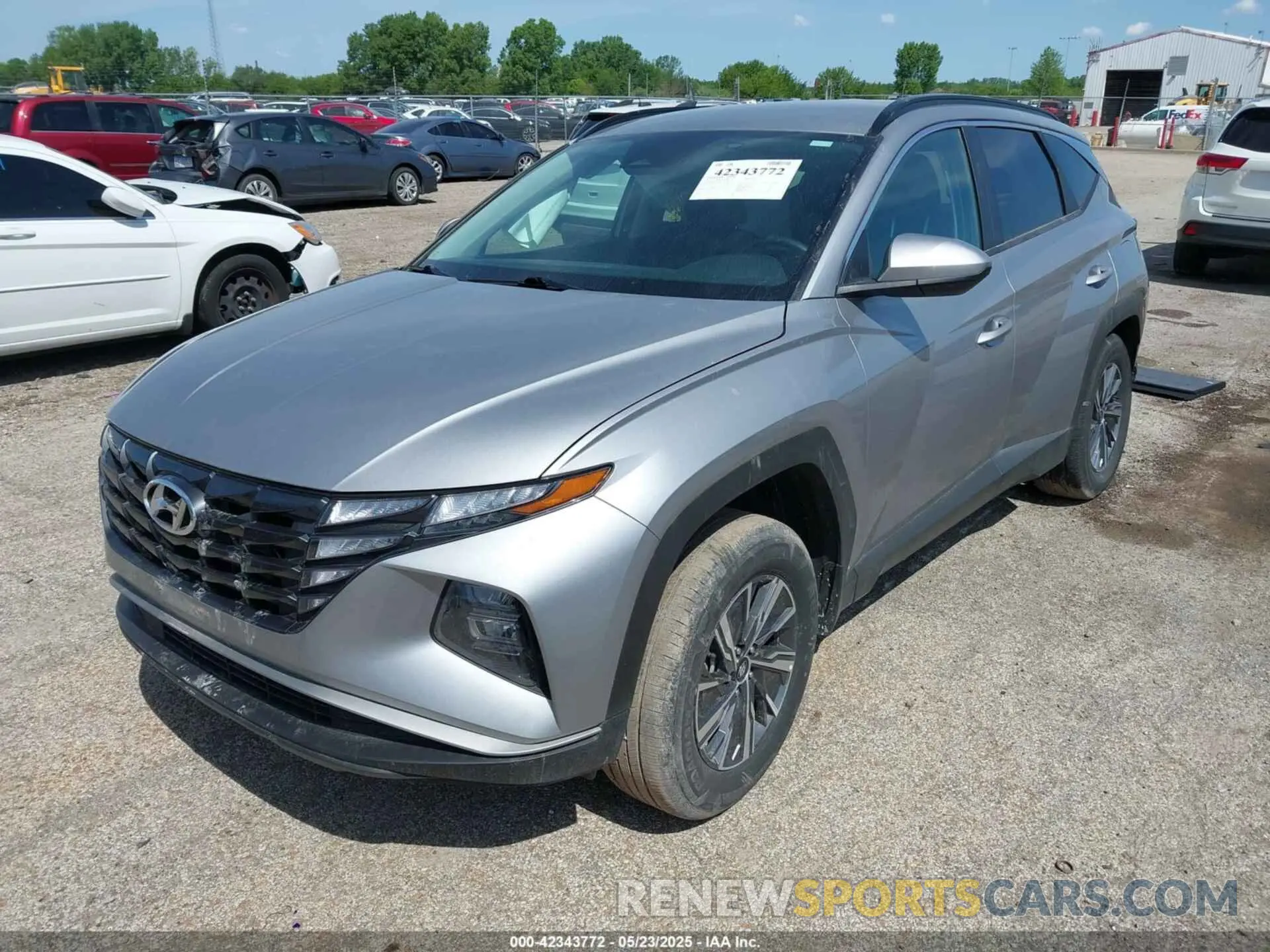 2 Фотография поврежденного автомобиля KM8JBCD11RU192226 HYUNDAI TUCSON HYBRID 2024