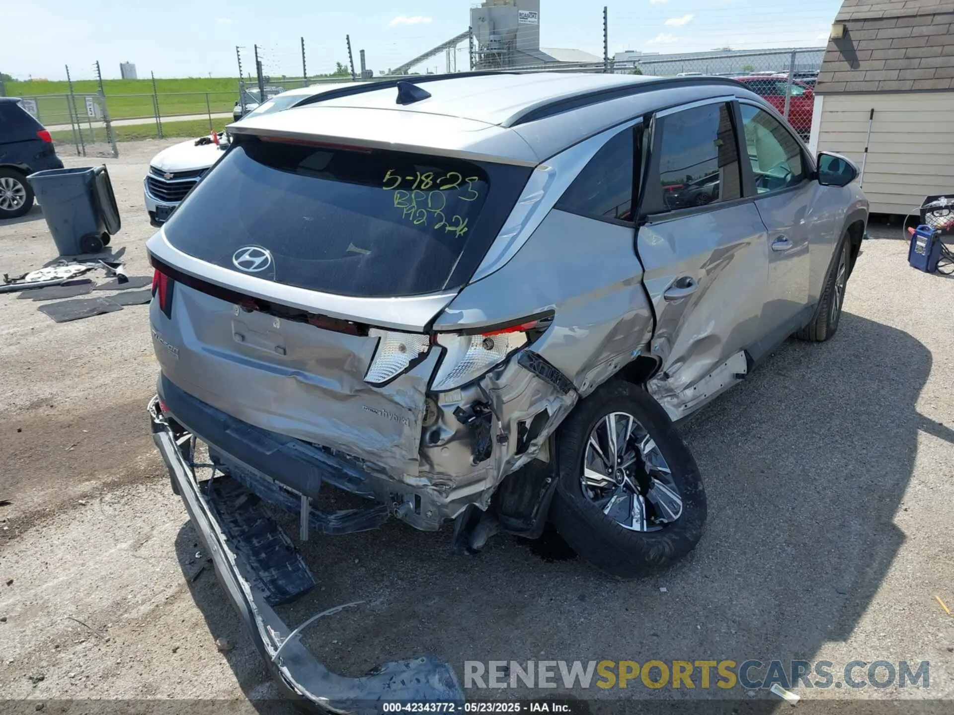 4 Фотография поврежденного автомобиля KM8JBCD11RU192226 HYUNDAI TUCSON HYBRID 2024