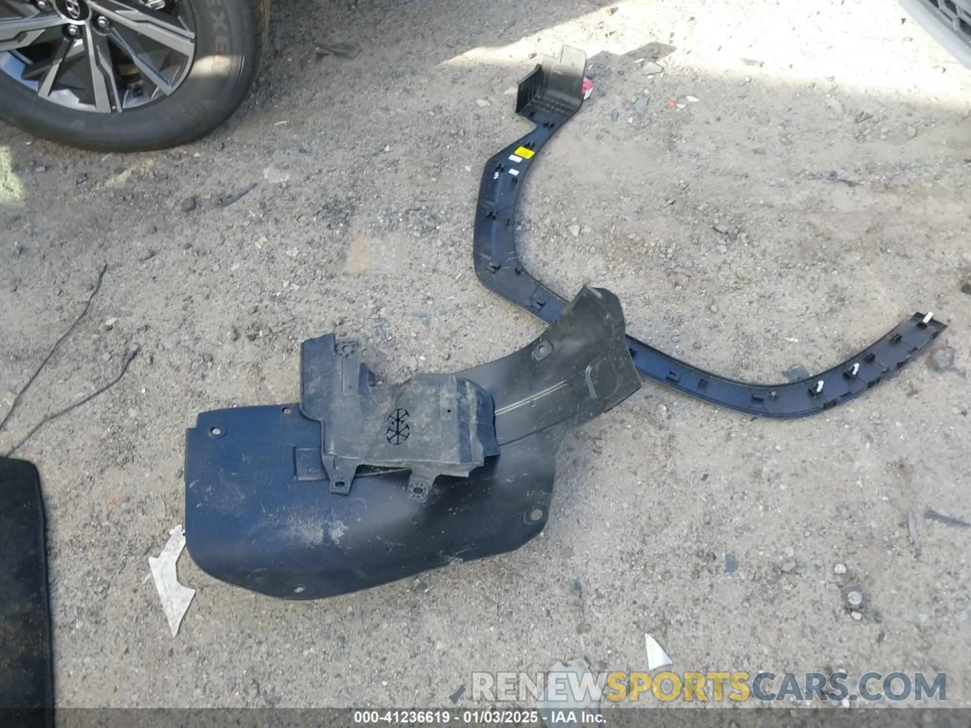 12 Фотография поврежденного автомобиля KM8JBCD12RU191375 HYUNDAI TUCSON HYBRID 2024
