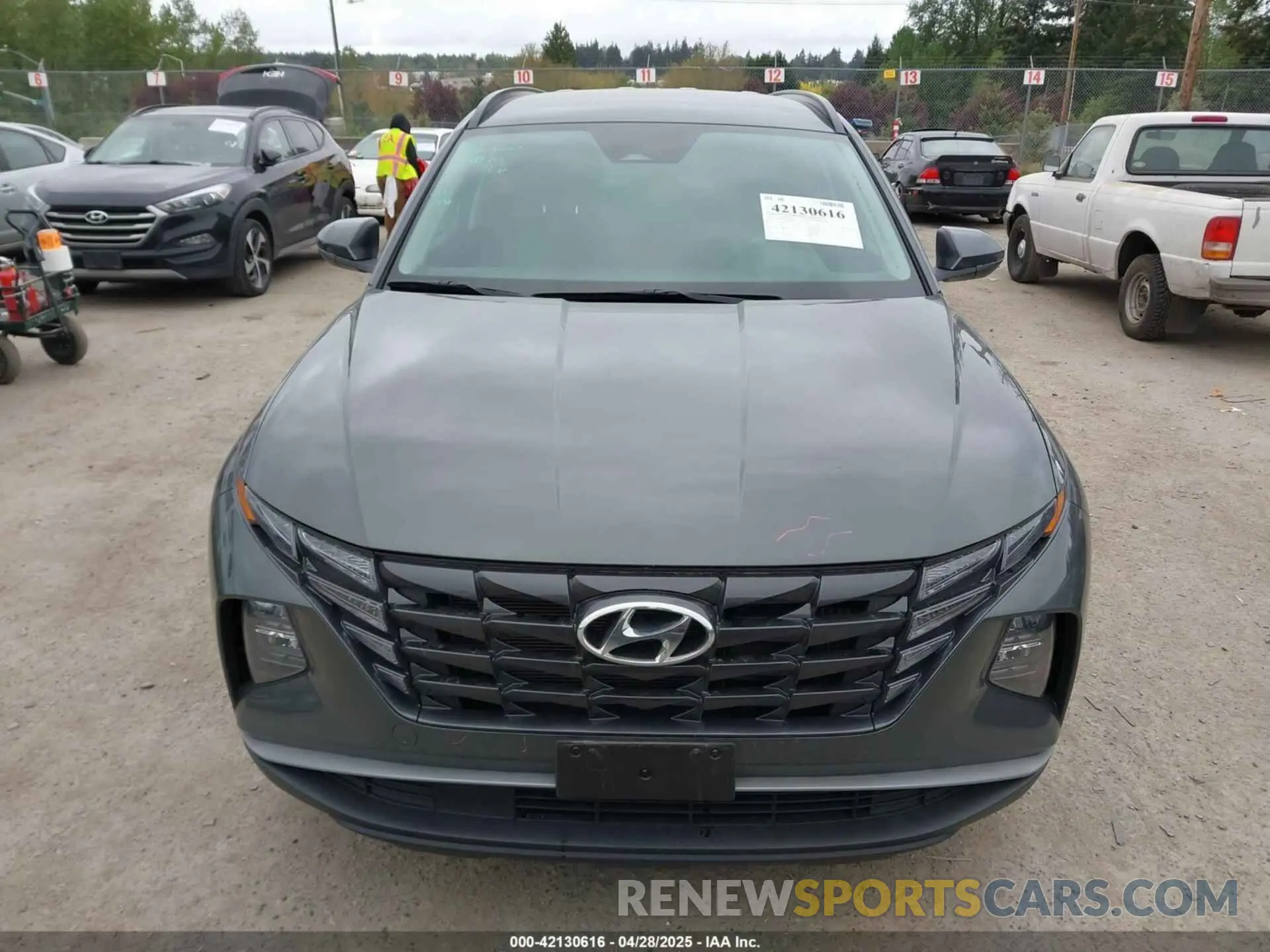 13 Photograph of a damaged car KM8JBCD14RU209620 HYUNDAI TUCSON HYBRID 2024