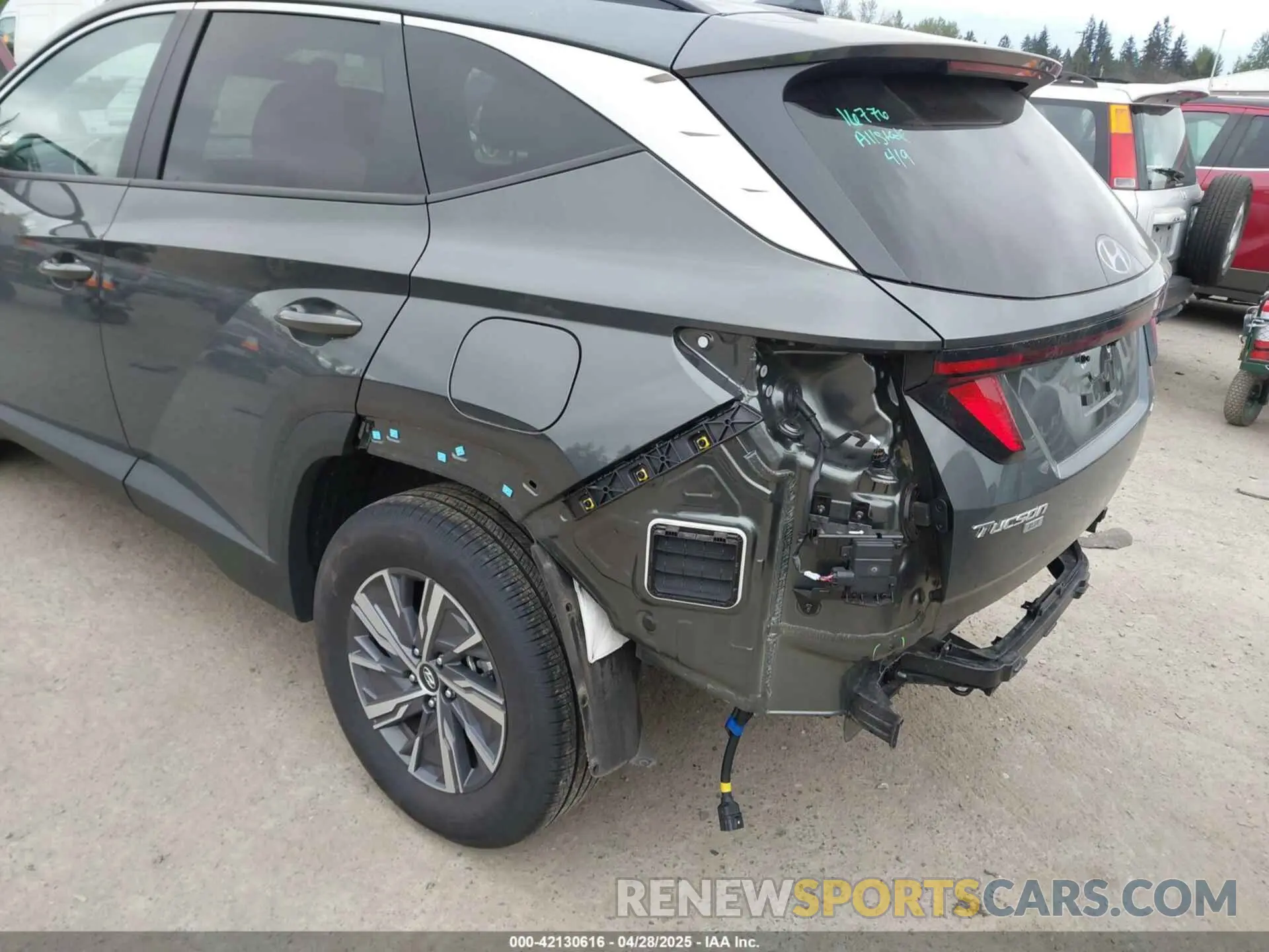 6 Photograph of a damaged car KM8JBCD14RU209620 HYUNDAI TUCSON HYBRID 2024