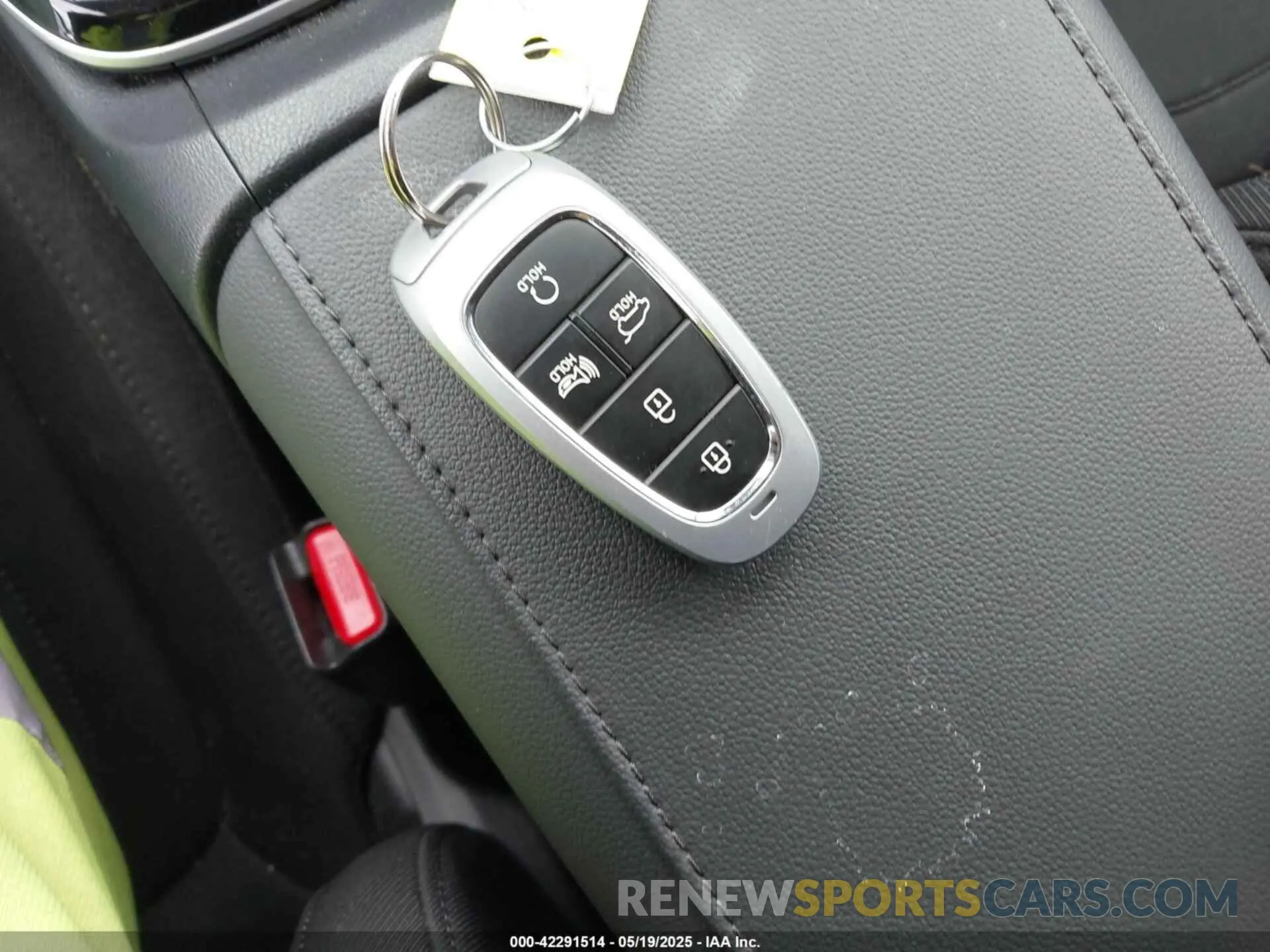 11 Photograph of a damaged car KM8JBCD14RU239653 HYUNDAI TUCSON HYBRID 2024