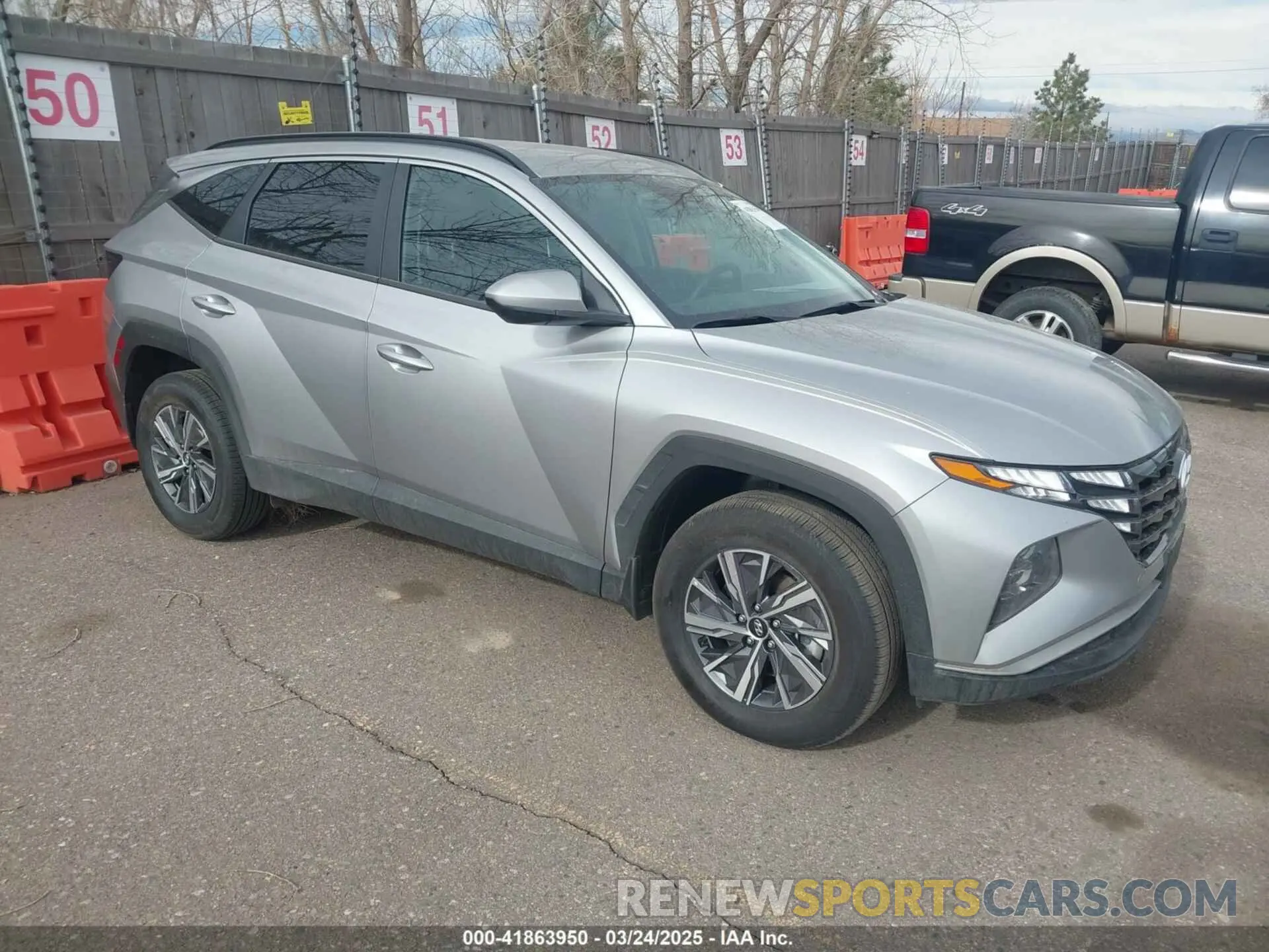 1 Photograph of a damaged car KM8JBCD17RU195387 HYUNDAI TUCSON HYBRID 2024