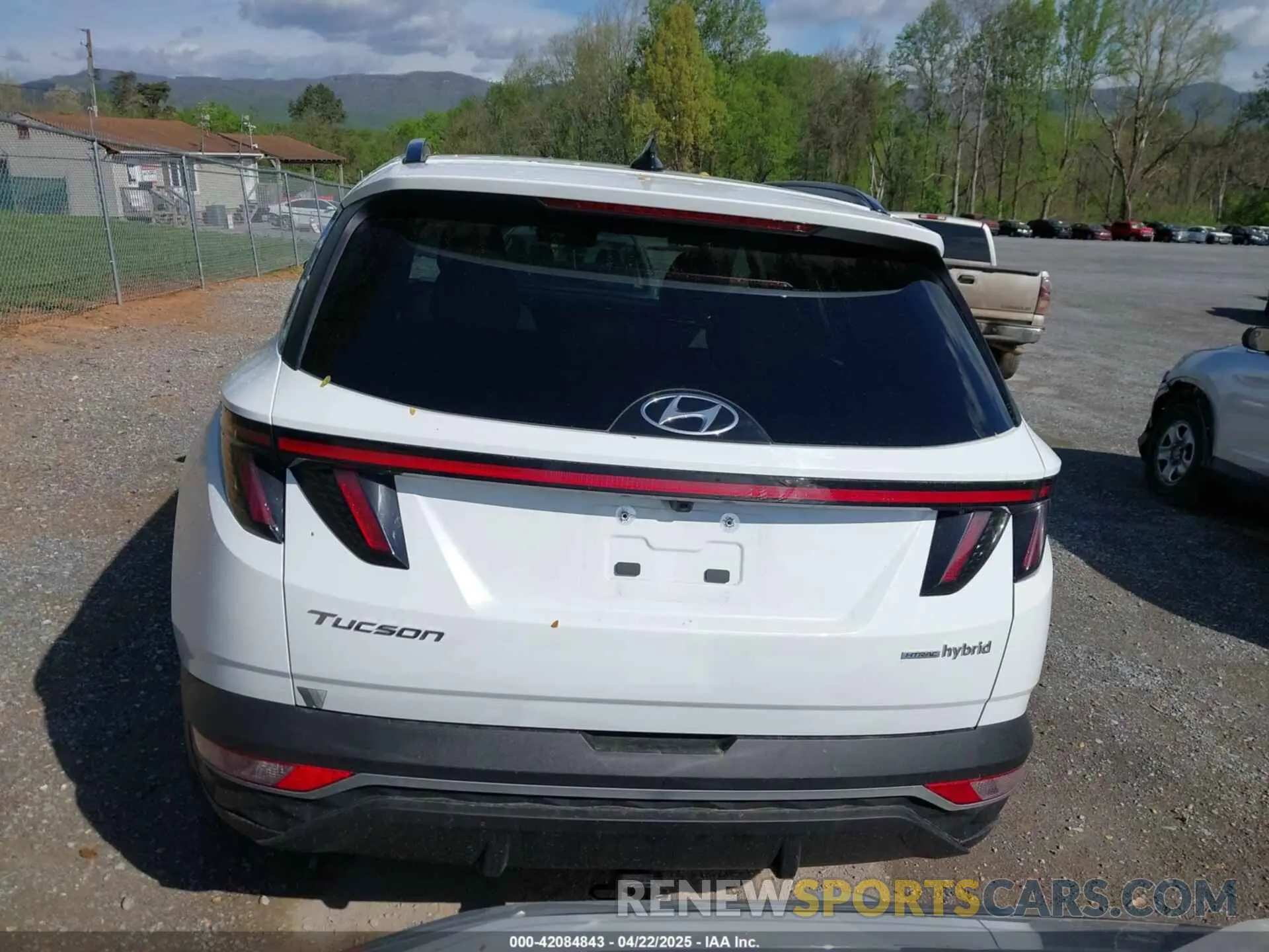 16 Photograph of a damaged car KM8JCCD11RU163872 HYUNDAI TUCSON HYBRID 2024