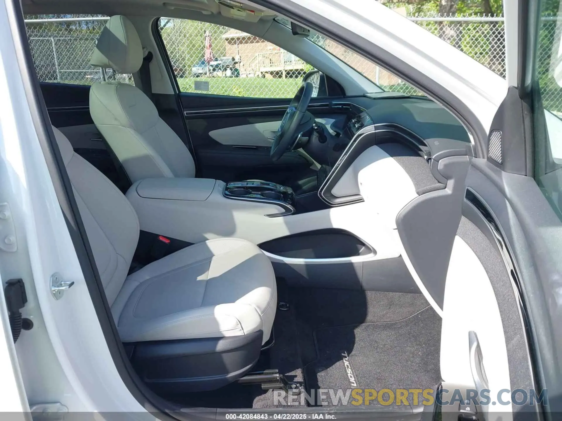 5 Photograph of a damaged car KM8JCCD11RU163872 HYUNDAI TUCSON HYBRID 2024