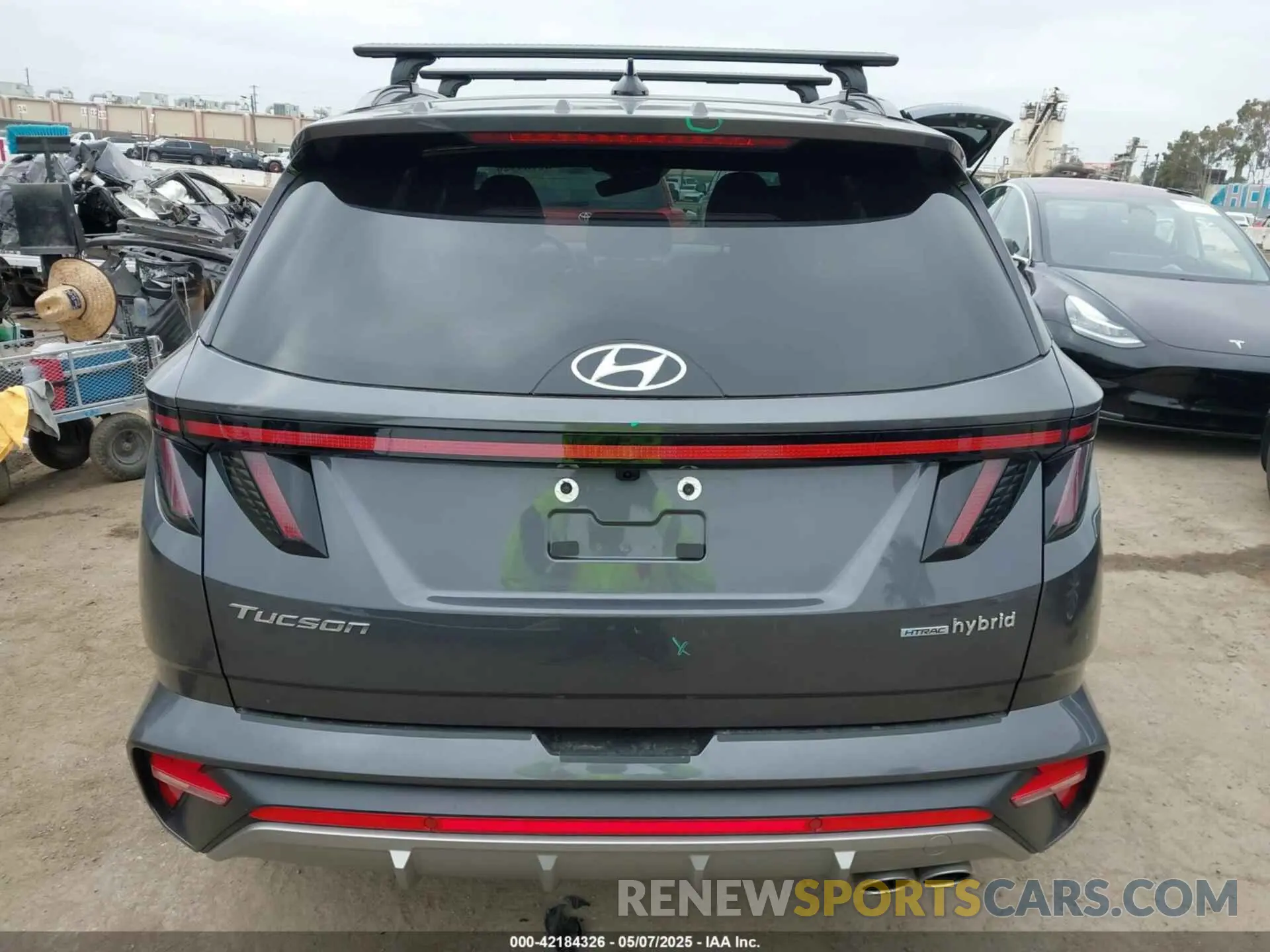 17 Фотография поврежденного автомобиля KM8JFCD10RU145581 HYUNDAI TUCSON HYBRID 2024