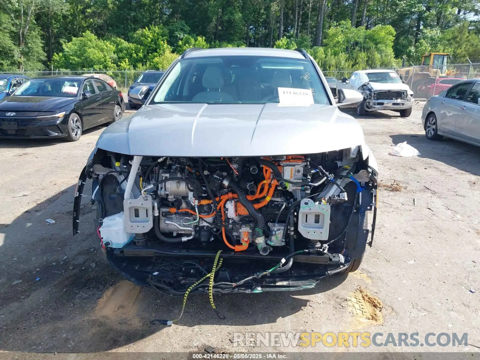 13 Photograph of a damaged car KM8JBDD11SU316426 HYUNDAI TUCSON HYBRID 2025
