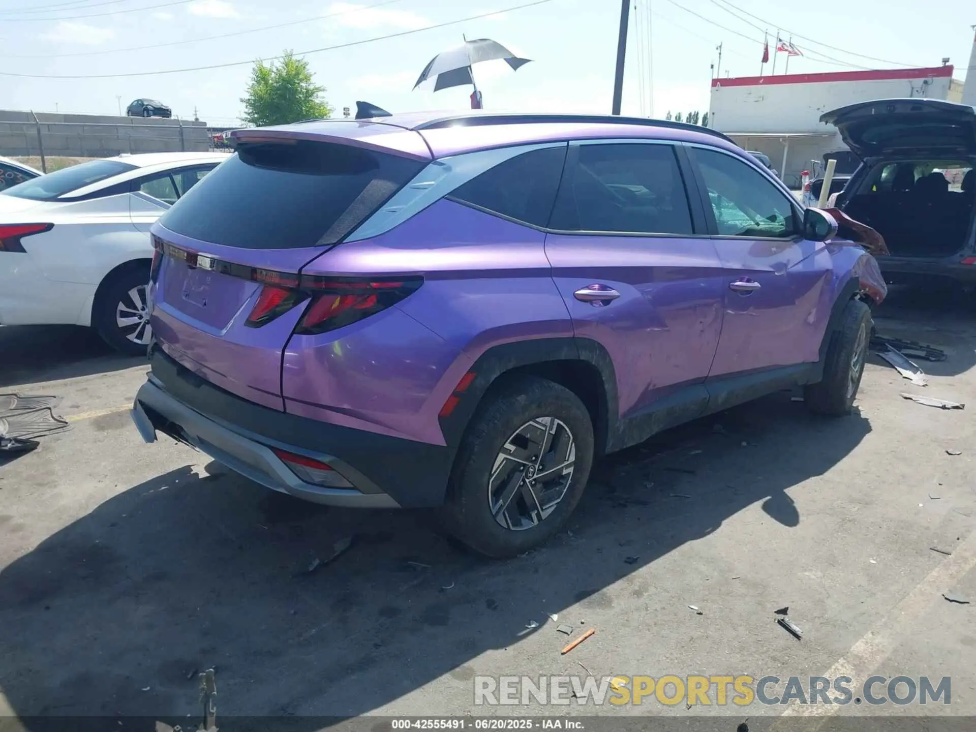 4 Фотография поврежденного автомобиля KM8JBDD16SU273699 HYUNDAI TUCSON HYBRID 2025