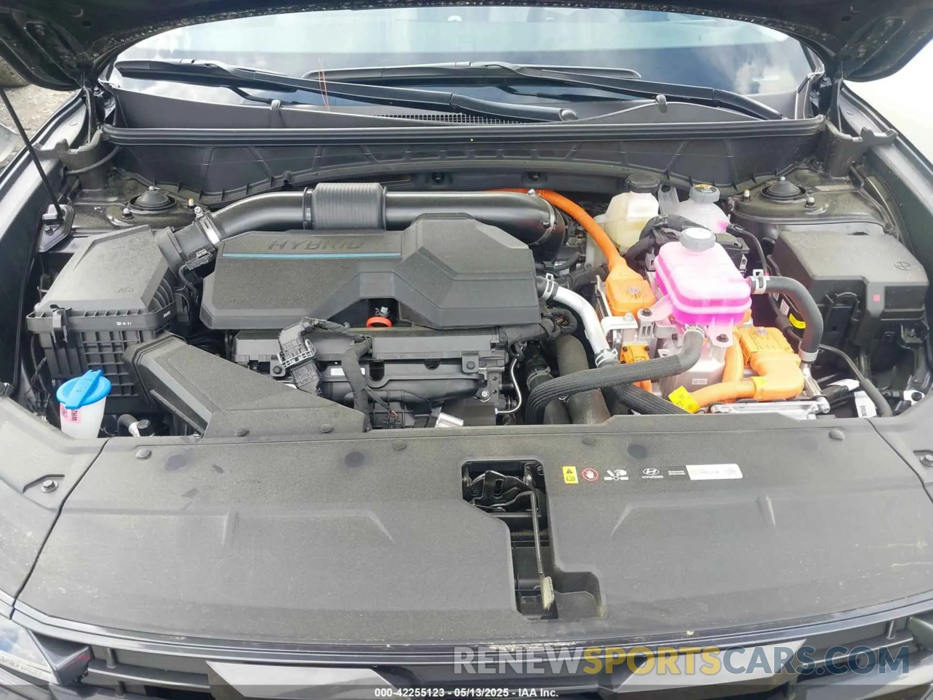 10 Photograph of a damaged car KM8JCDD1XSU323680 HYUNDAI TUCSON HYBRID 2025
