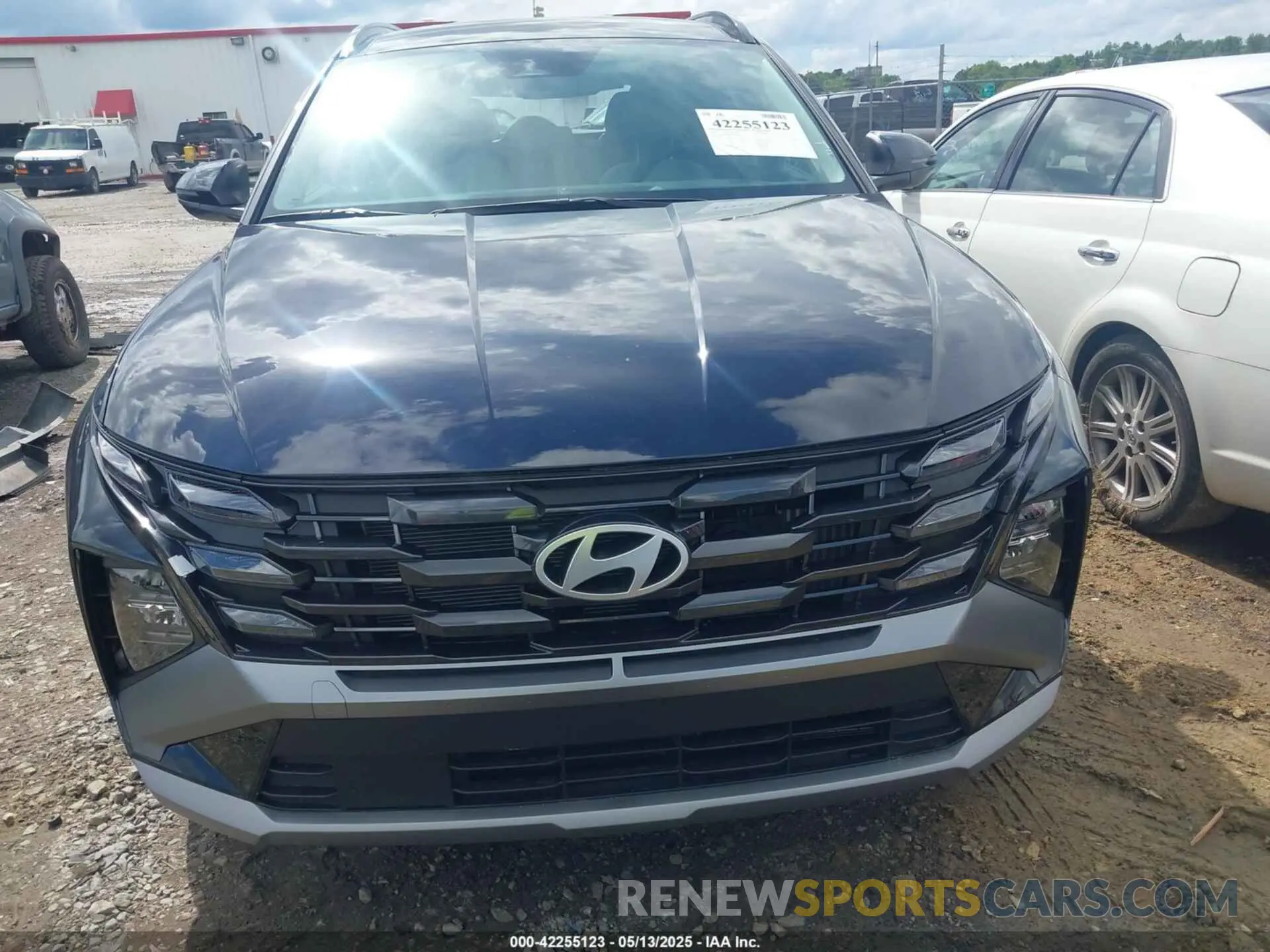 12 Photograph of a damaged car KM8JCDD1XSU323680 HYUNDAI TUCSON HYBRID 2025